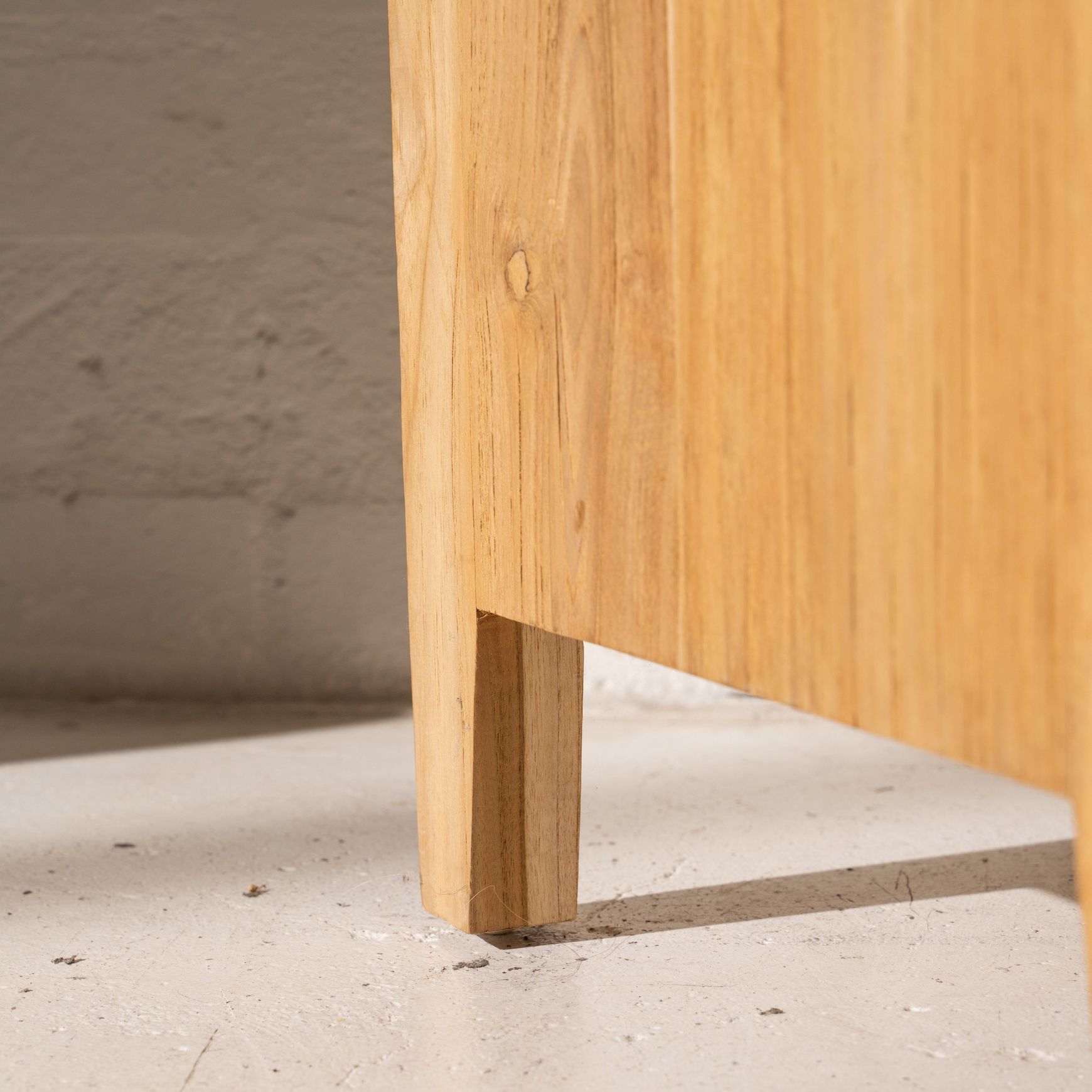 Beti Bedside Table