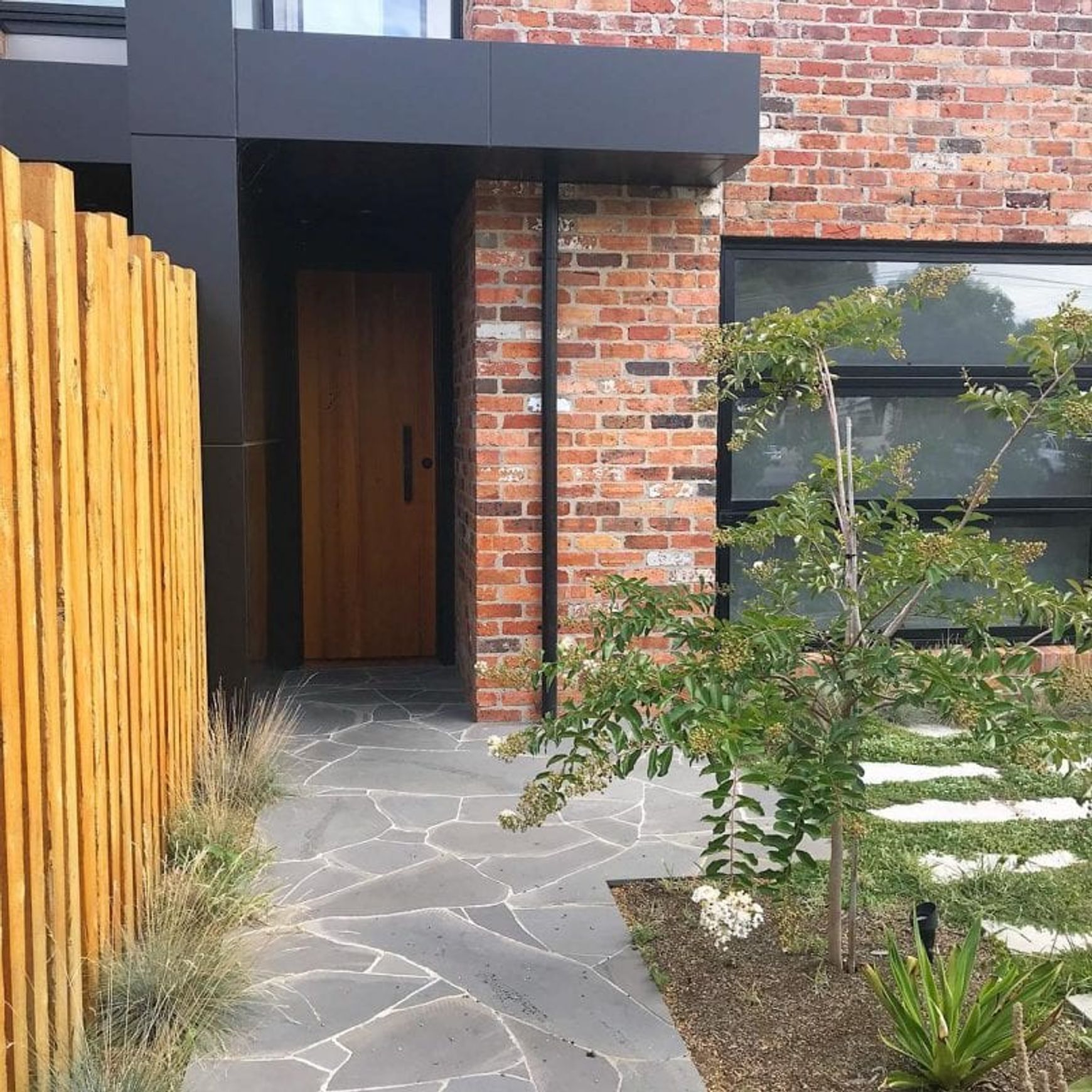 Premium Bluestone Crazy Paving