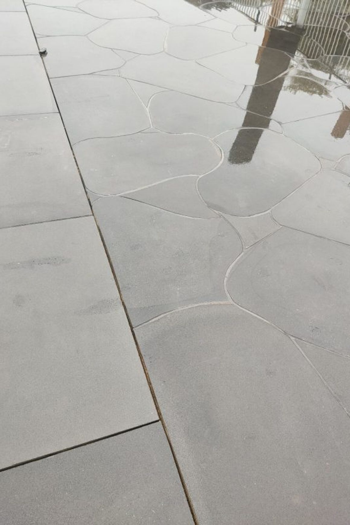 Premium Bluestone Crazy Paving