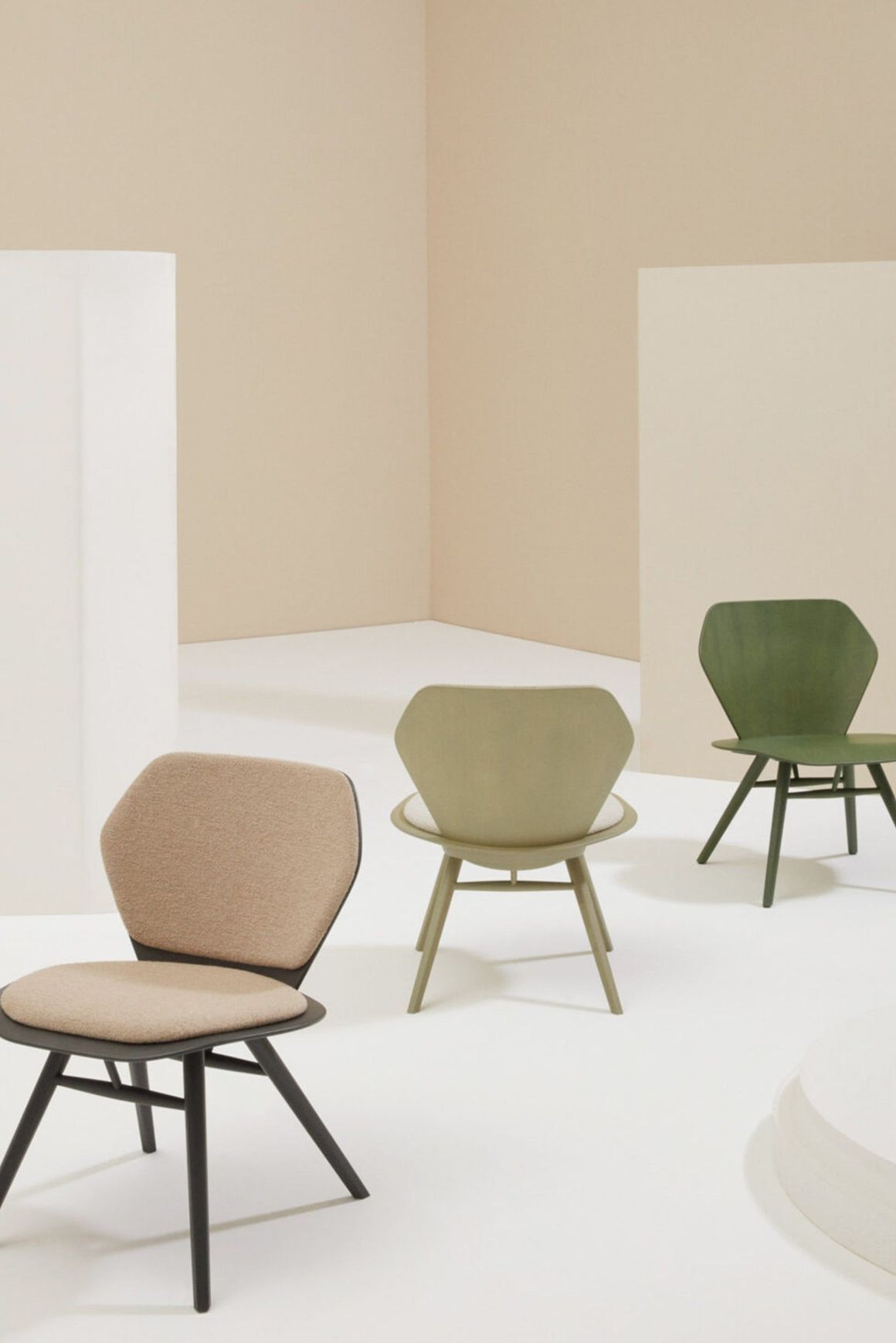 Edelweiss Lounge Chair