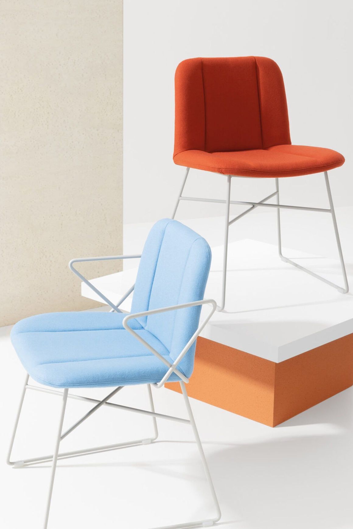 Hippy Chair with Arms - Sled Base