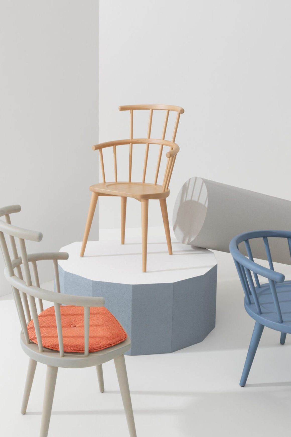 W. Lounge Chair