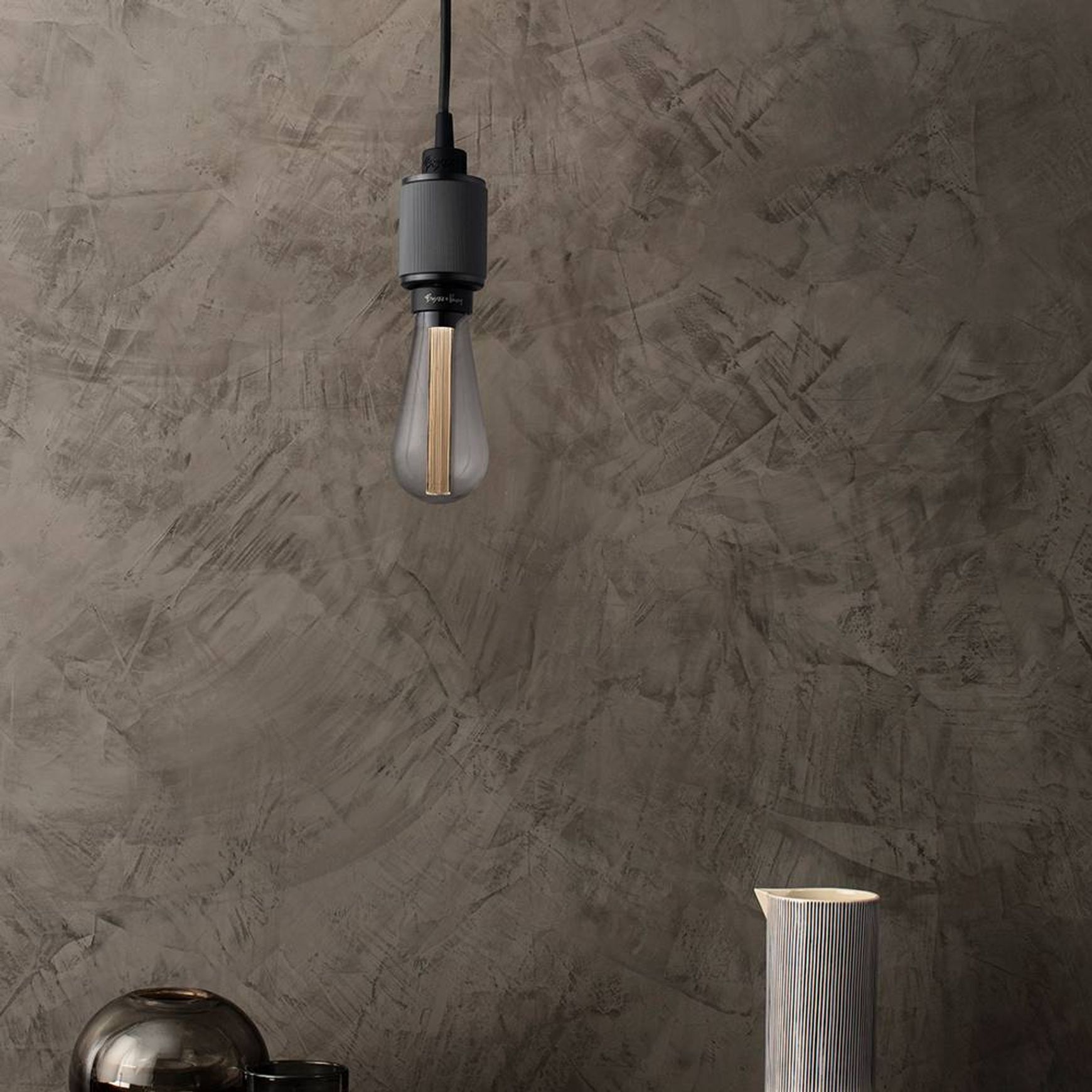 Heavy Metal / Linear Single Pendant