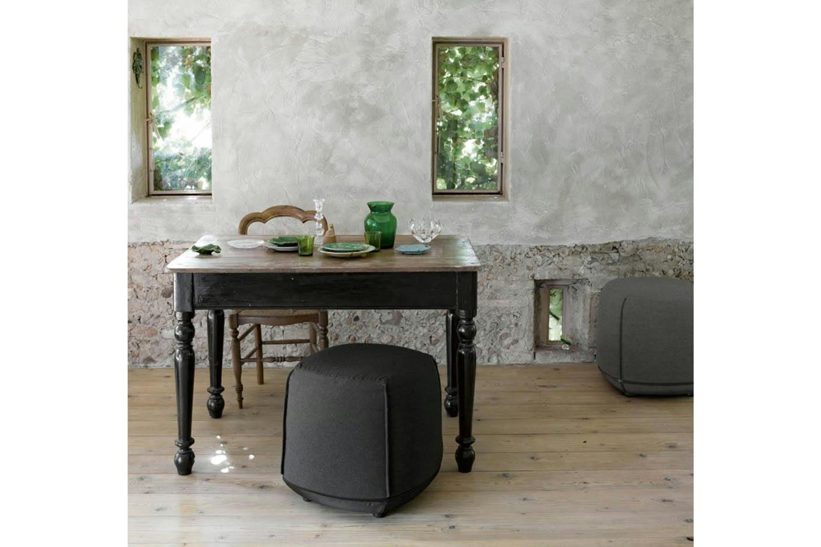 Brioni Poufs