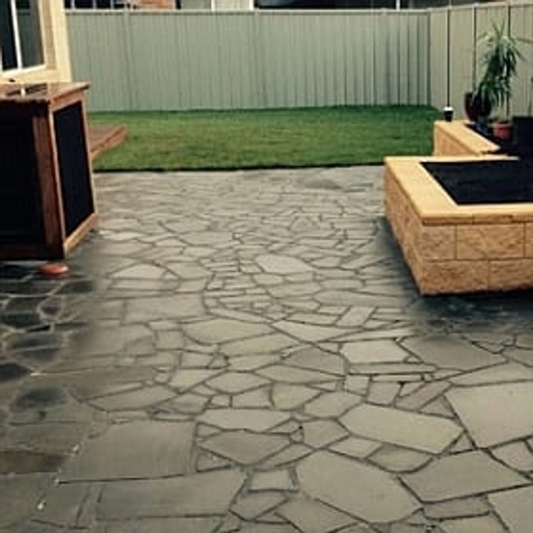 Premium Bluestone Crazy Paving