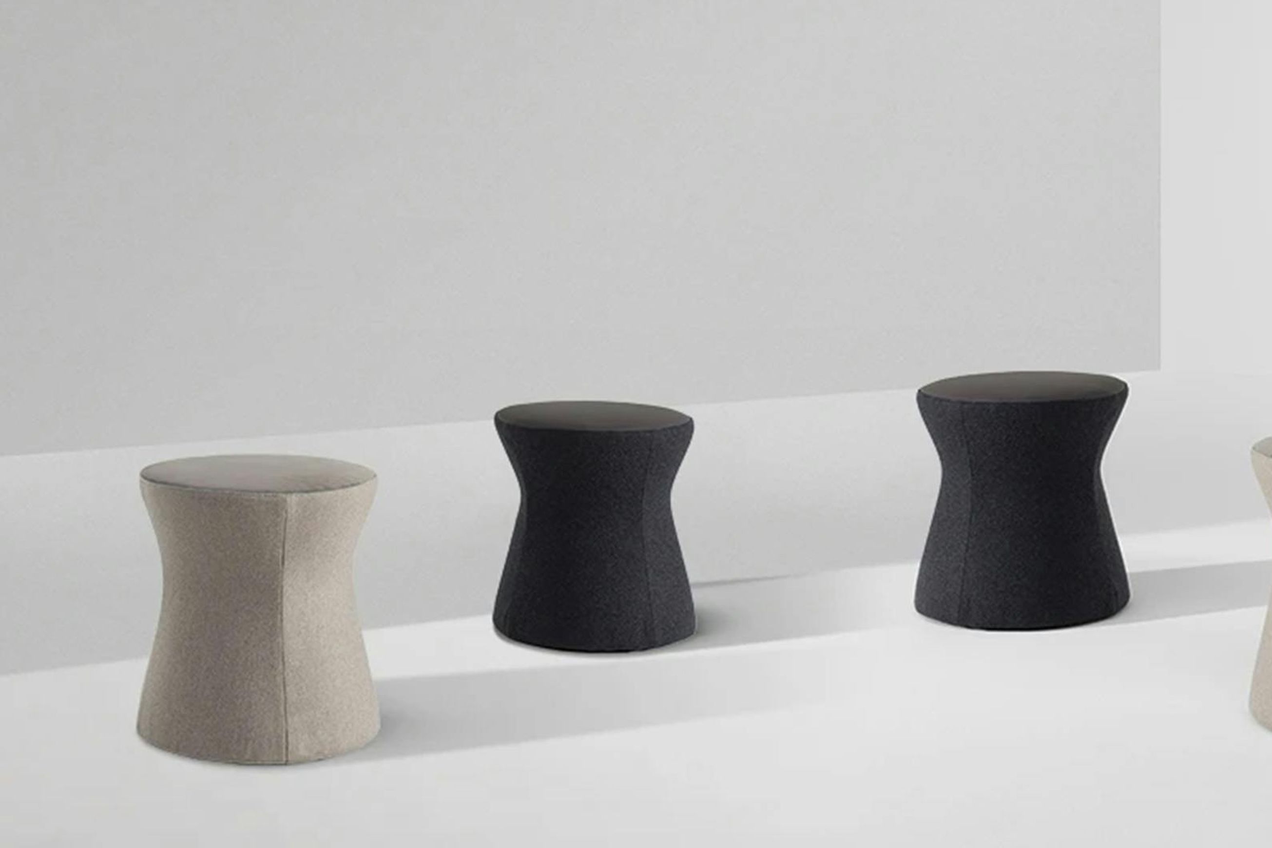 Clessidra Pouf