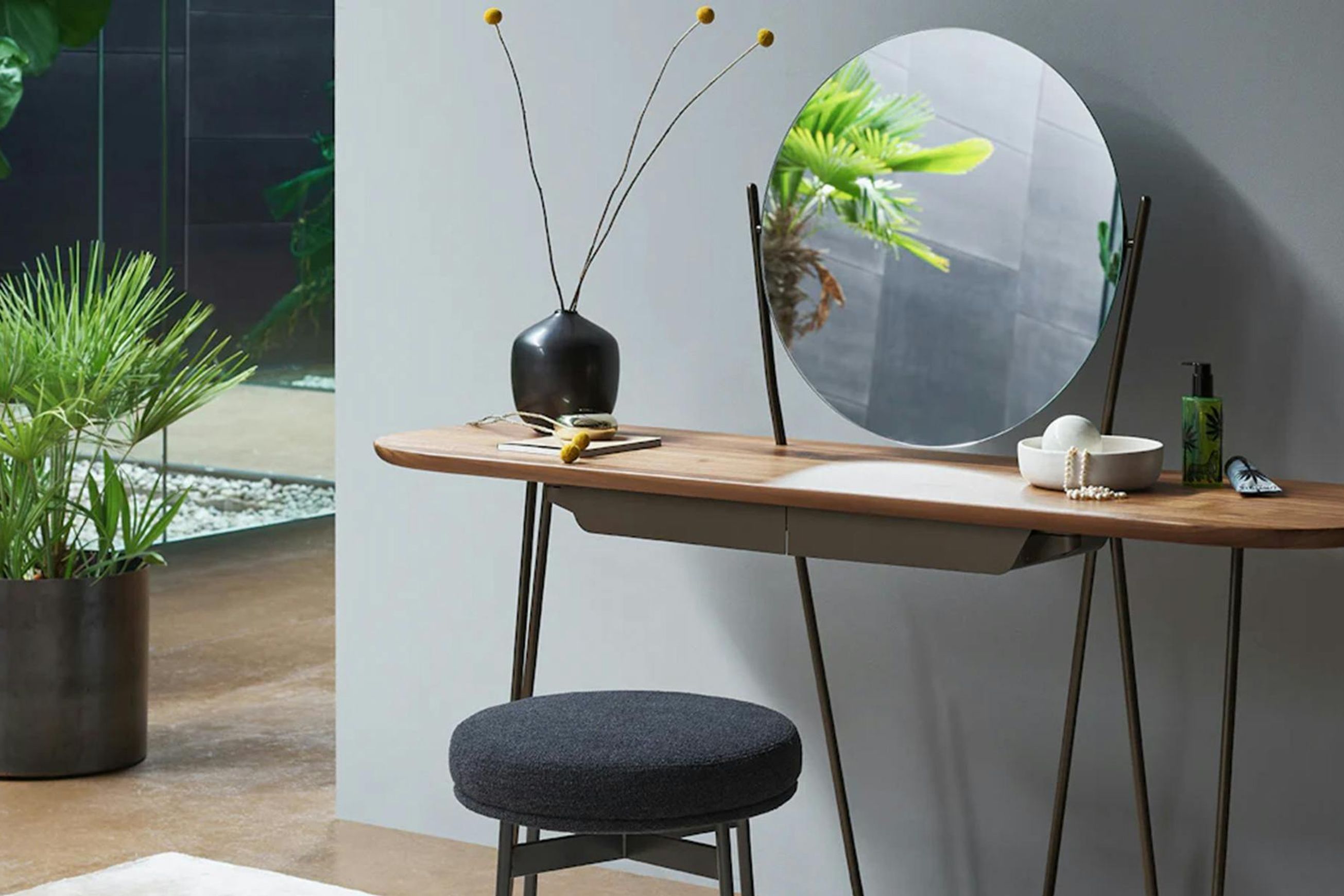 Coseno Vanity Desk