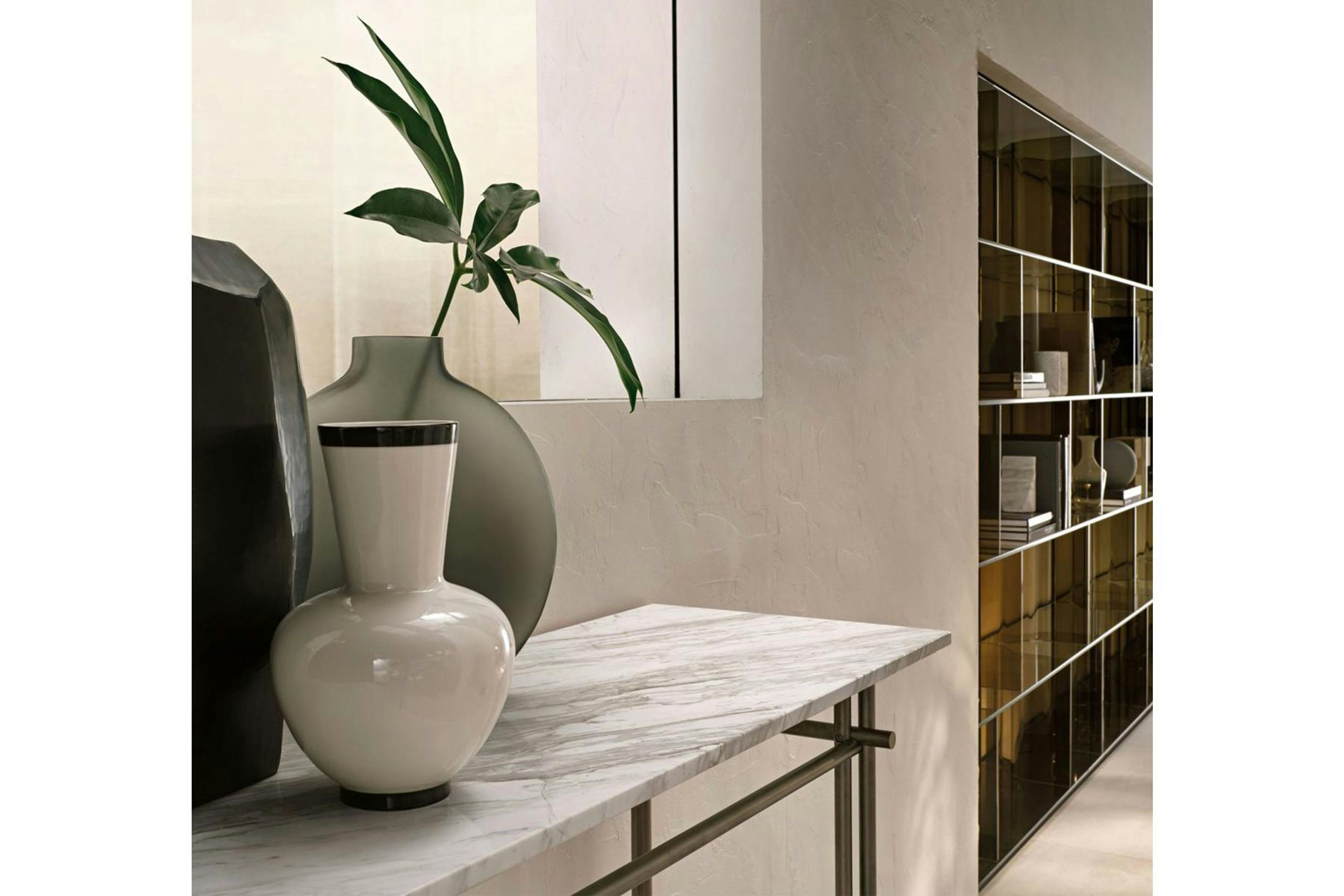 Cristaline Console