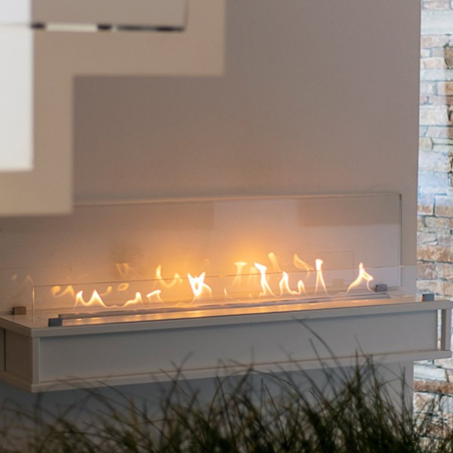 Decoflame Torino Wall Mounted BEV Net Zero Fireplace