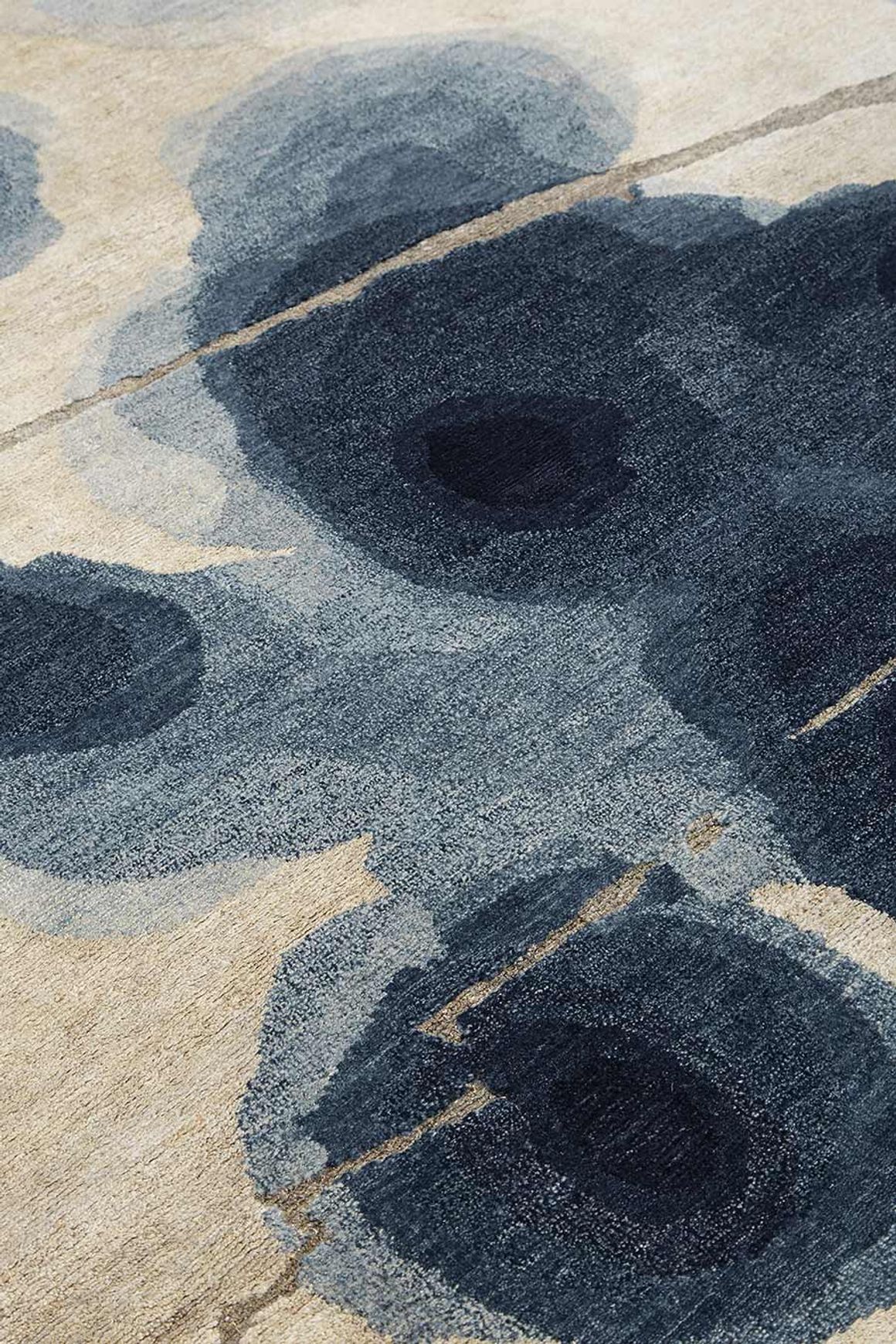Inkblot l Handknotted Rugs