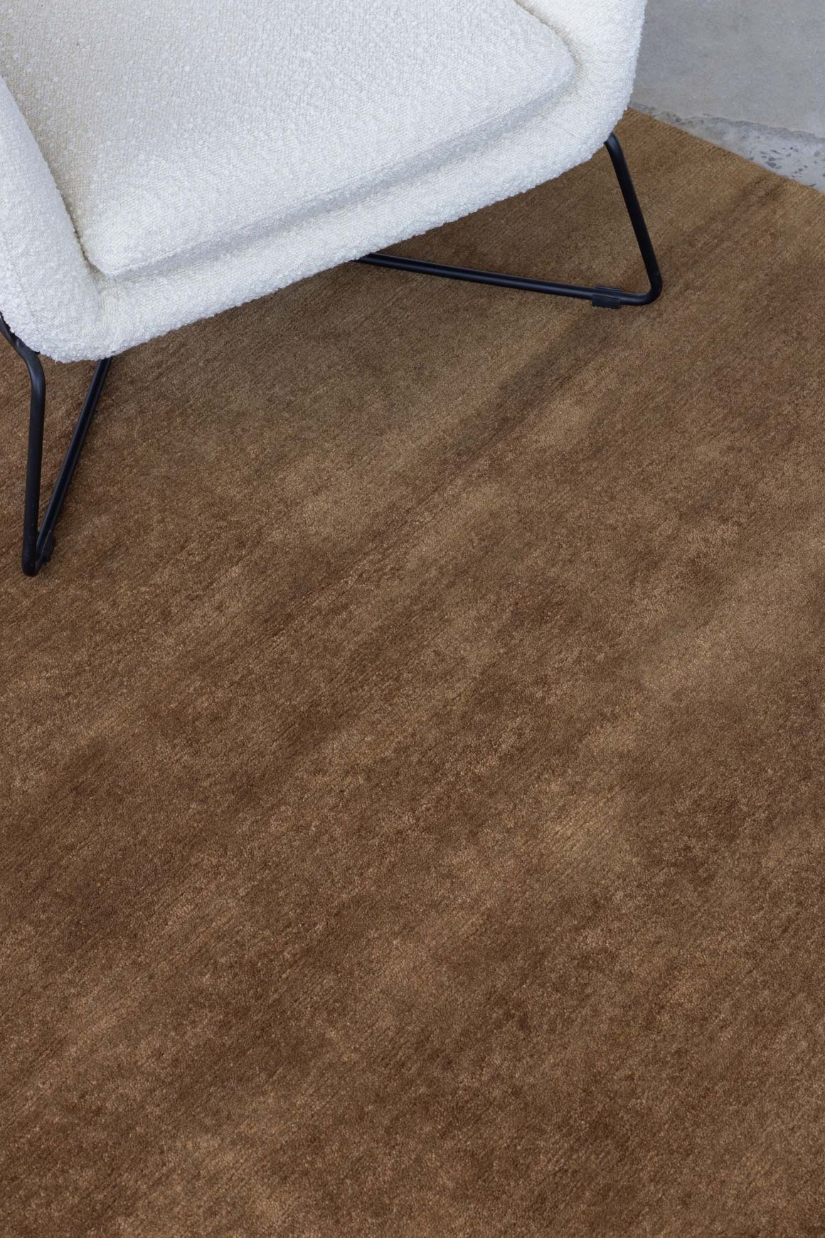 Summit Dark Bronze l Handknotted Rugs
