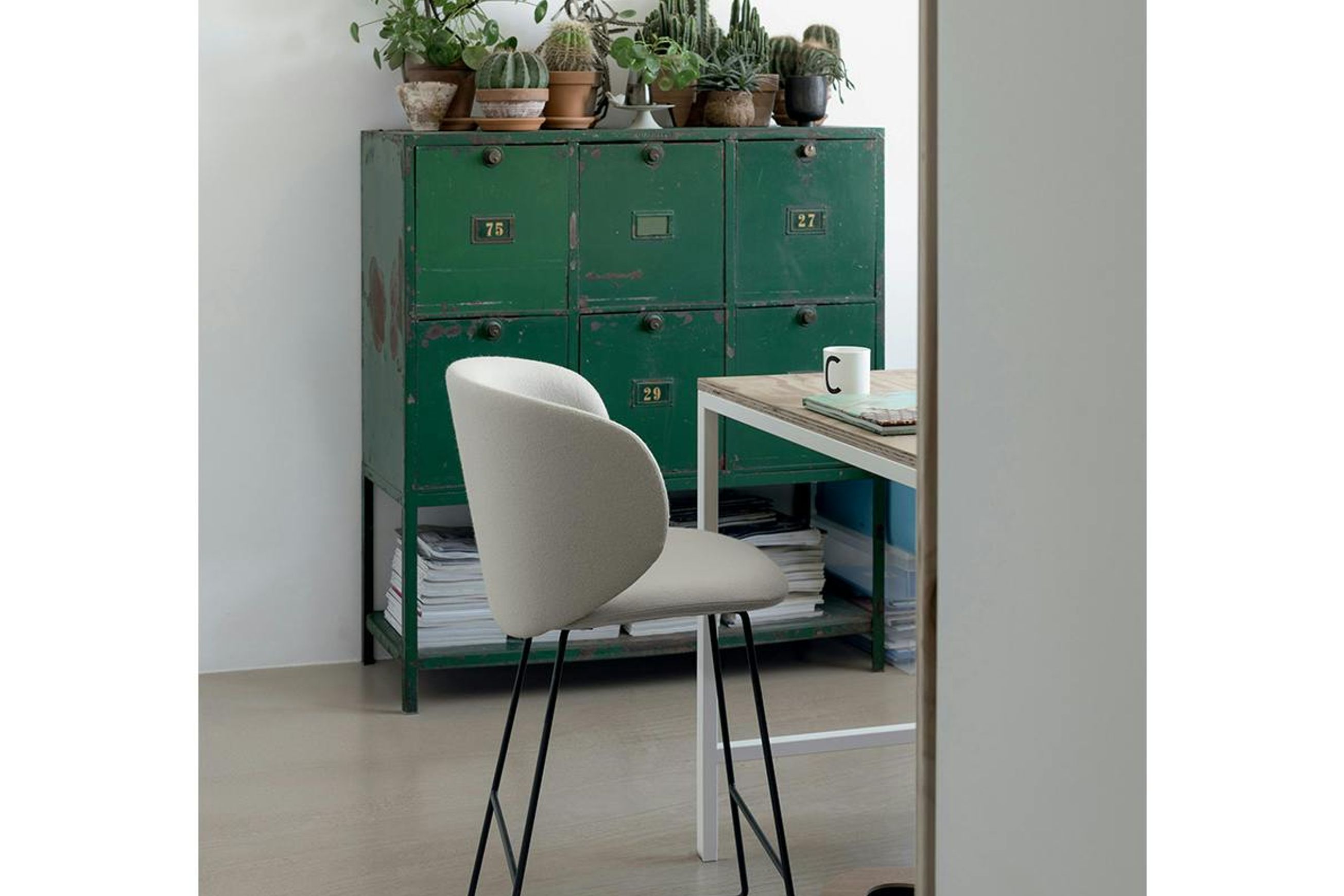 Dua Stool