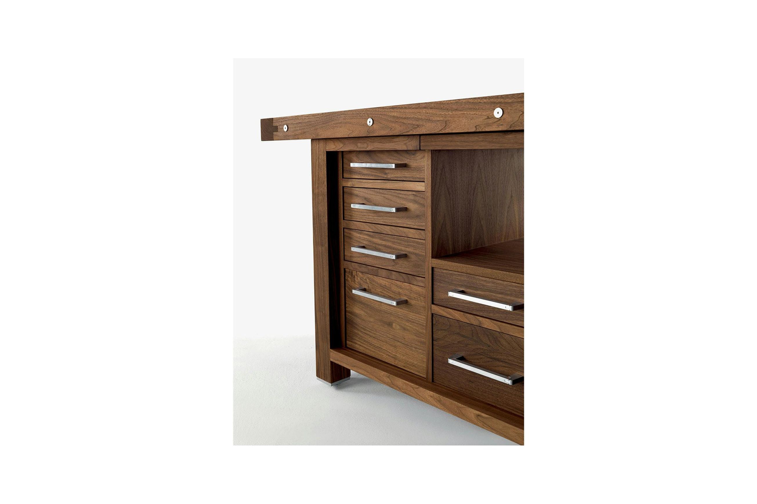 Coblenza Utility Kitchen Table