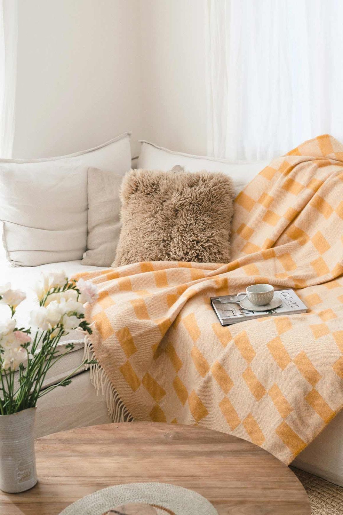 Ruanui Station Lambswool Throw - Gowdys Gold