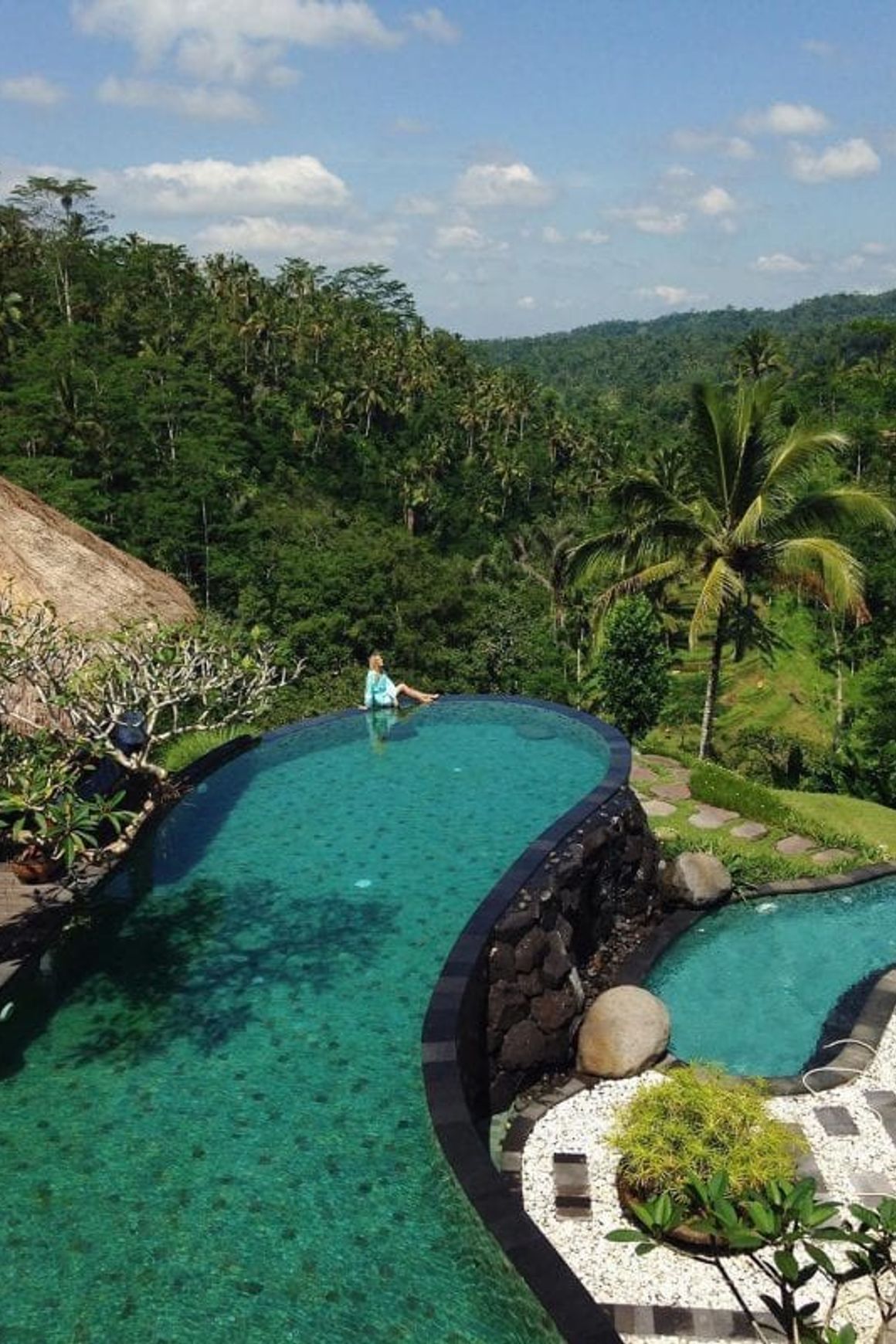 Green Sukabumi Bali Stone Pool Mosaics
