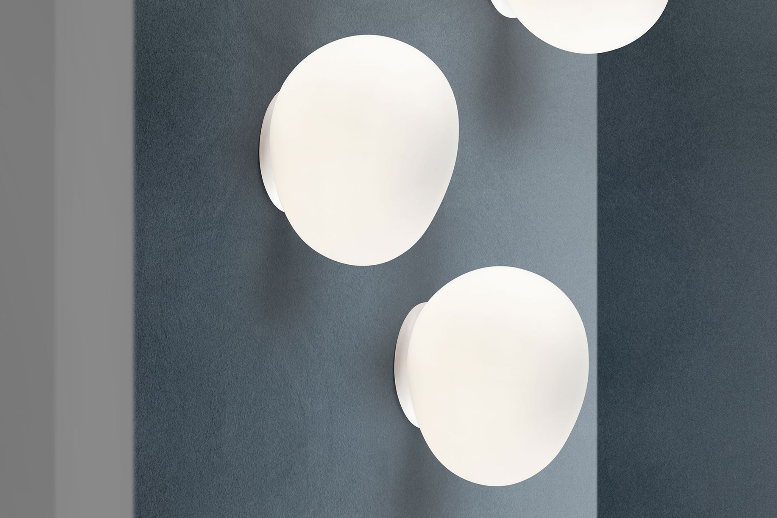 Gregg Ceiling/Wall Lamp - Glass