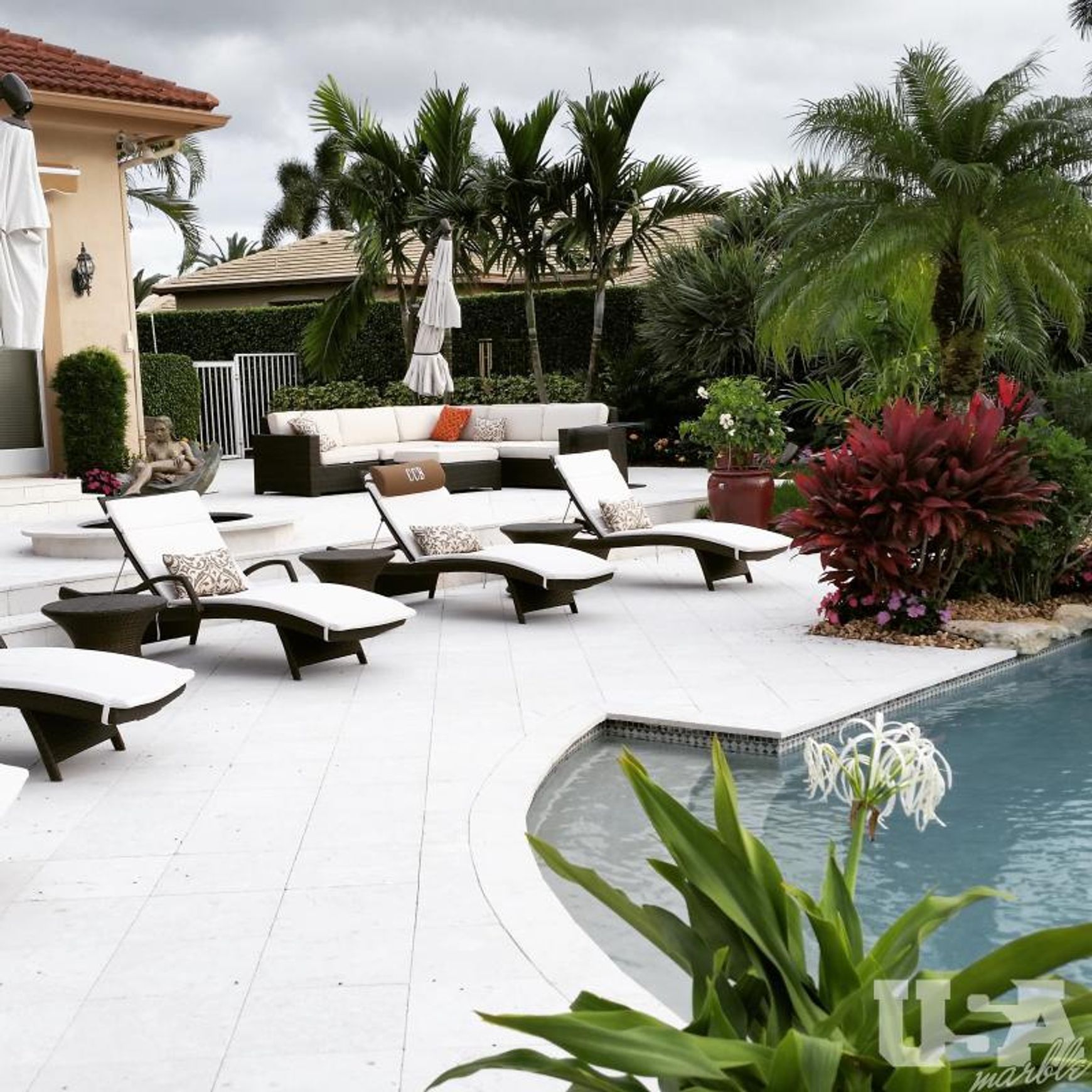 Sinai Pearl Sandblasted Limestone Tiles