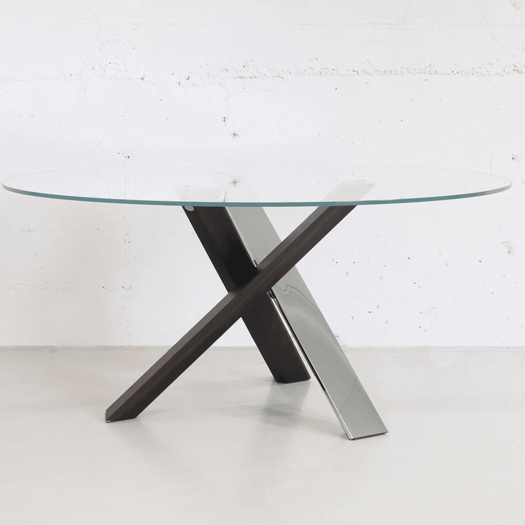 Resort Dining Table