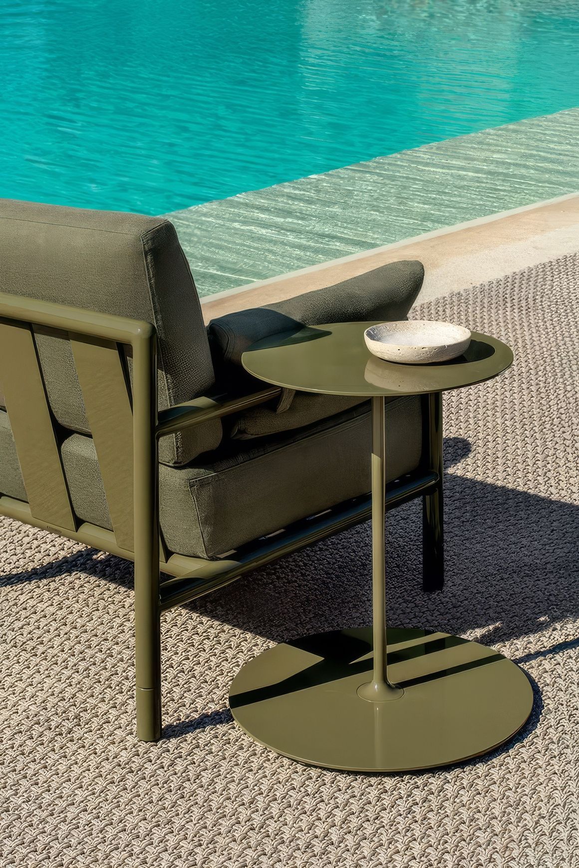 ETHIMO LODGE Lounge Armchair