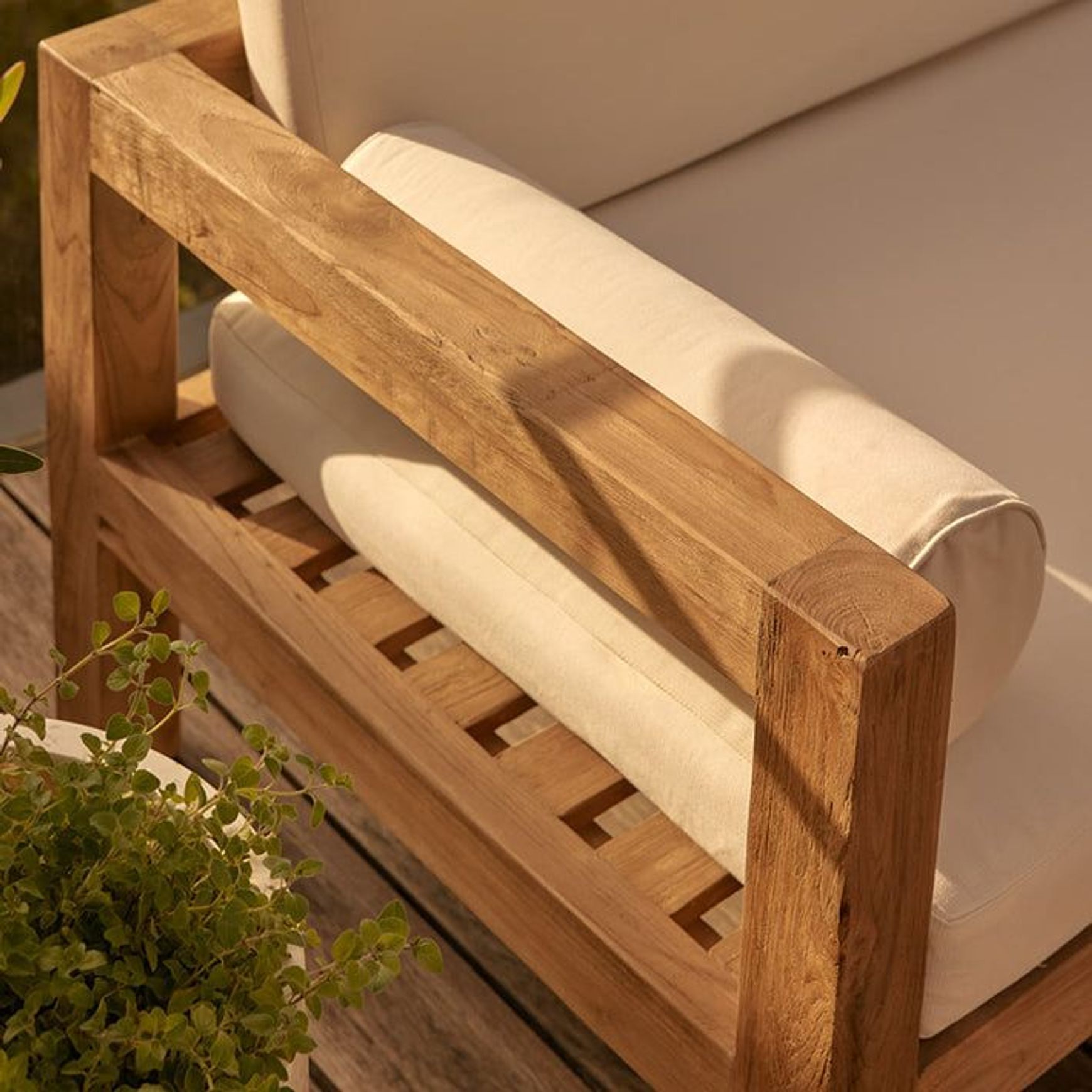 Lehana Outdoor Furniture Armchair