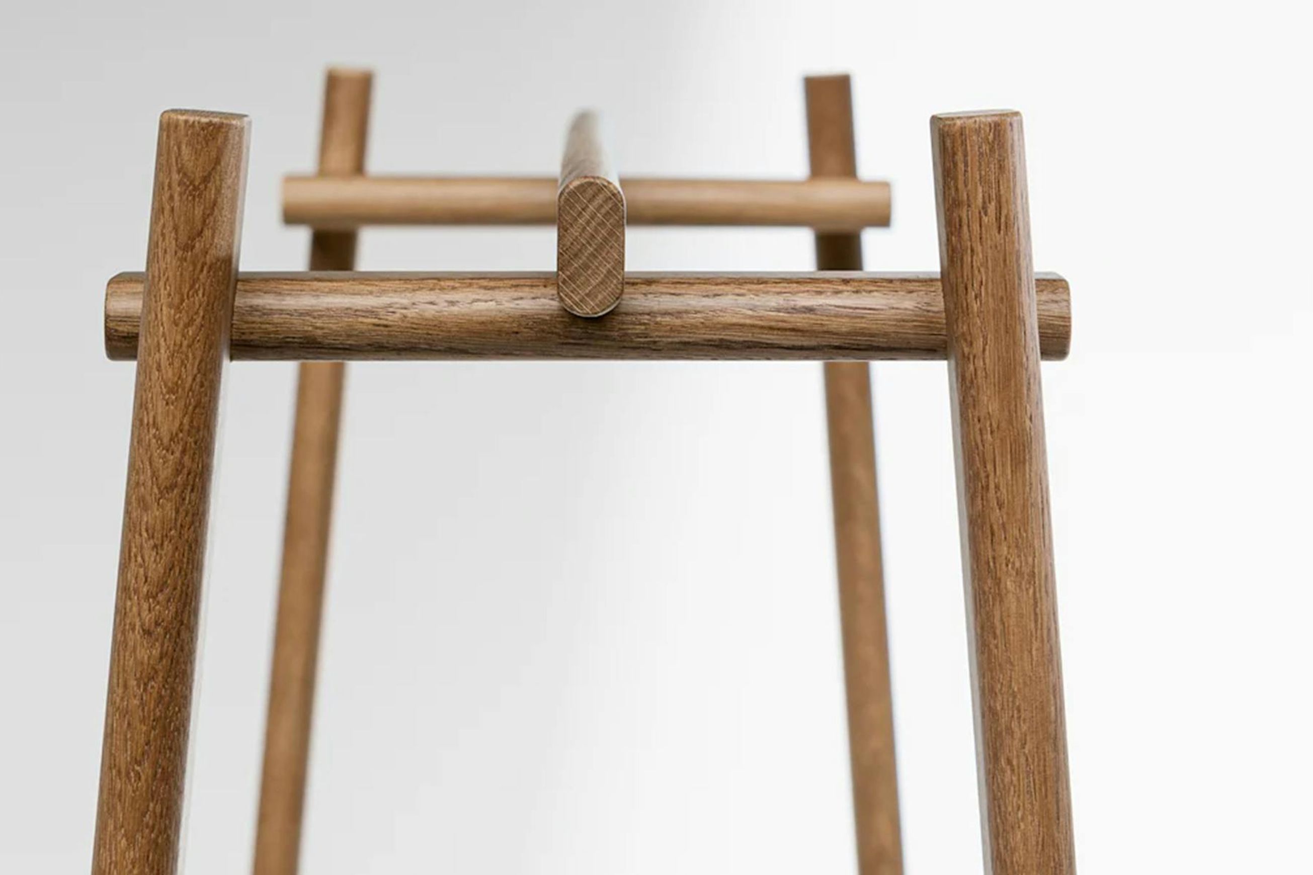 Isola Open Valet Stand