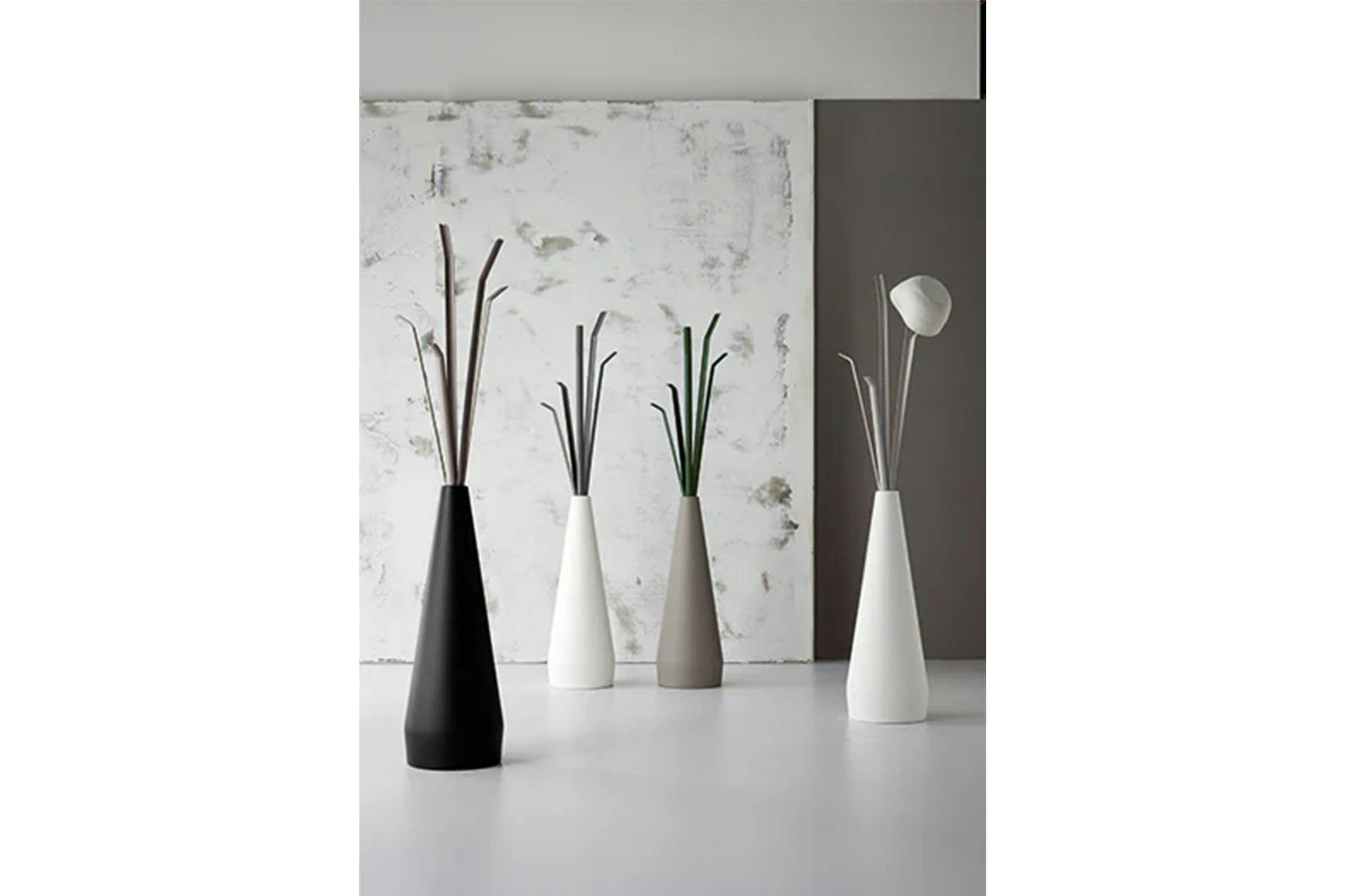 Kadou Valet Stand