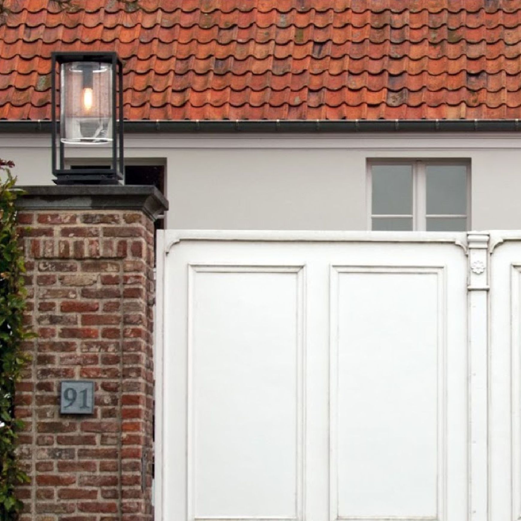 Dome Gate Light