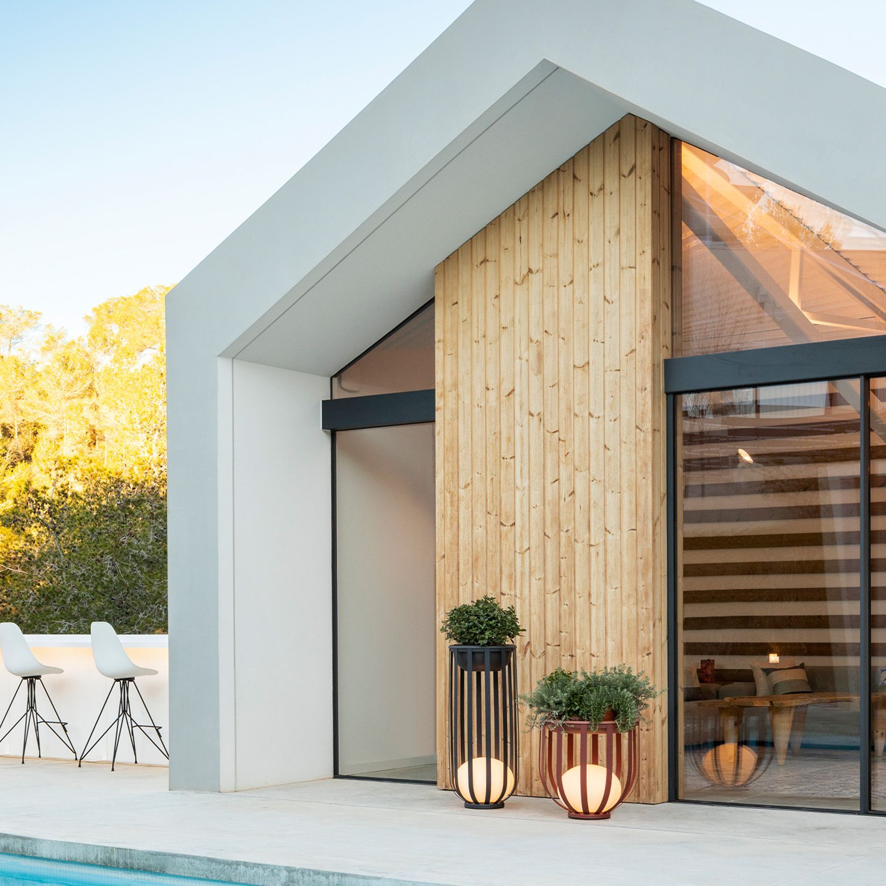 Bols Tall Outdoor Floor Lamp