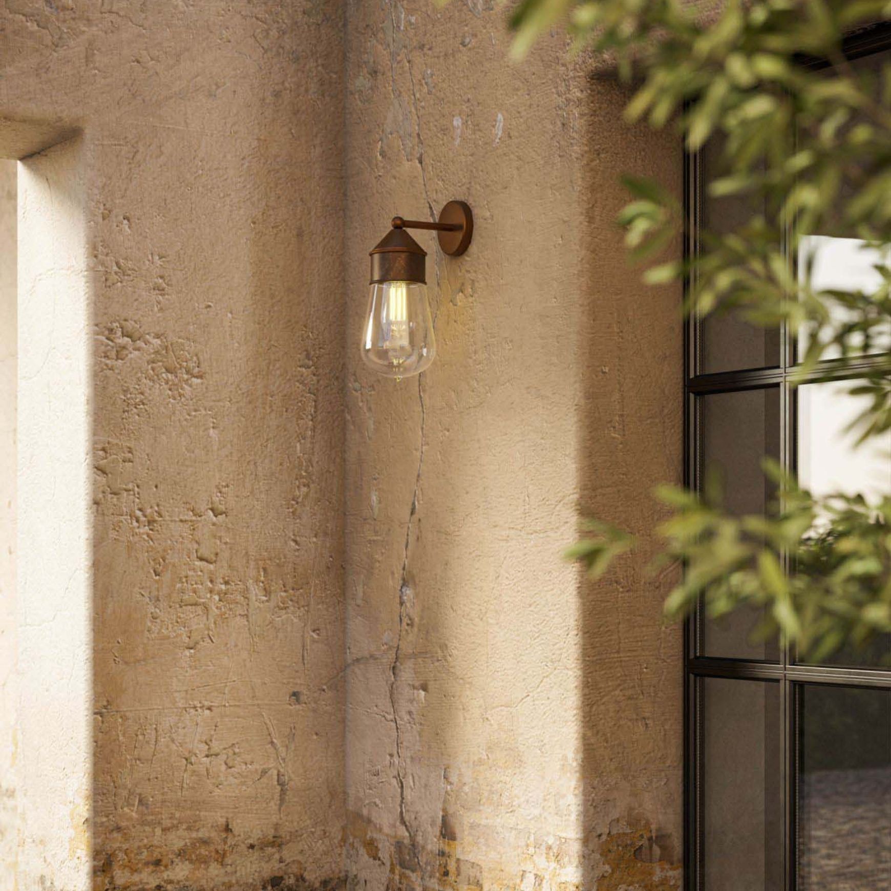 Drop Wall Light
