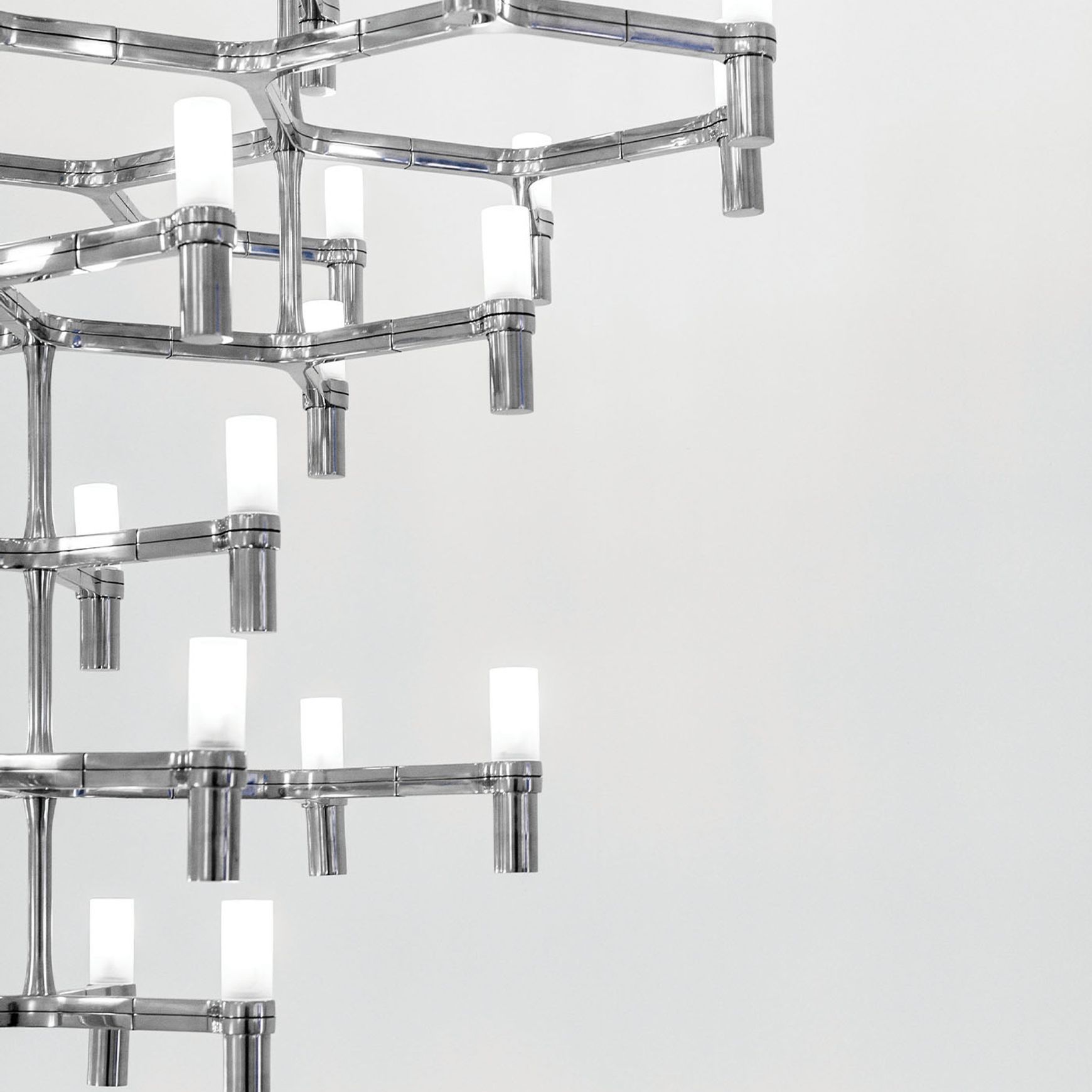 Crown Summa Pendant Light