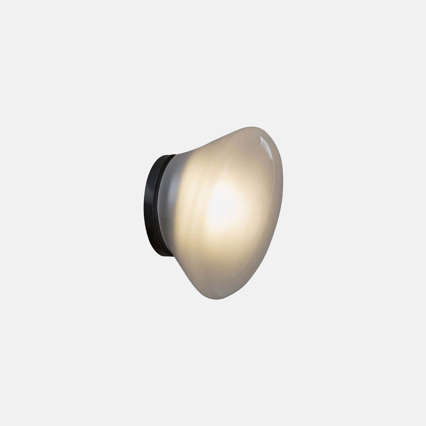 Agua Wall Light