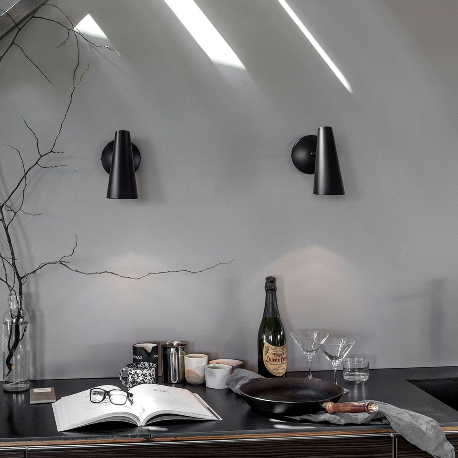 Birdy Wall Light