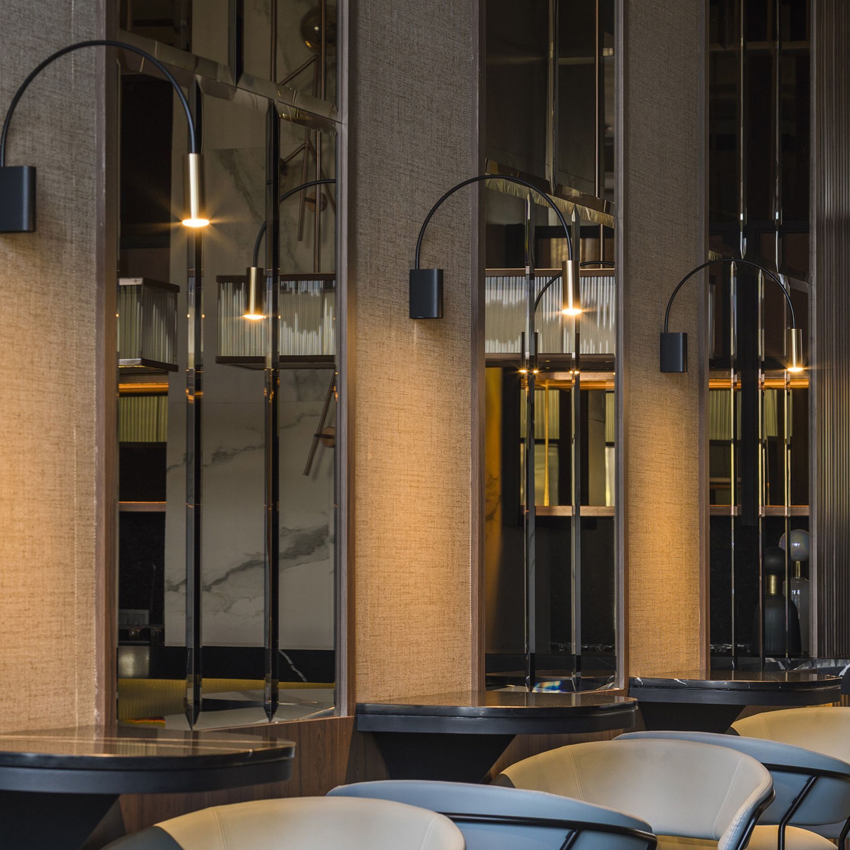Volta Wall Light
