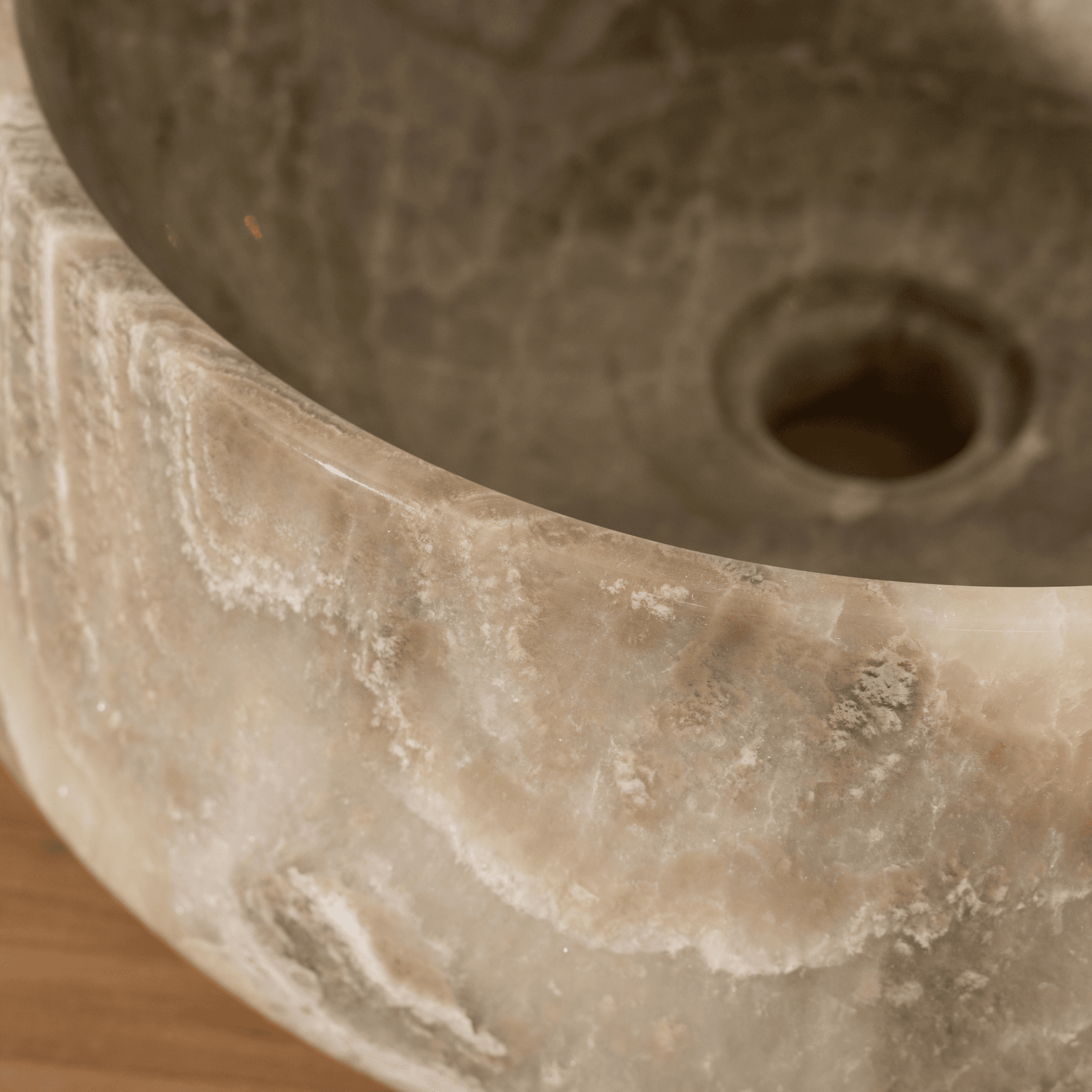 Lilja Onyx Basin