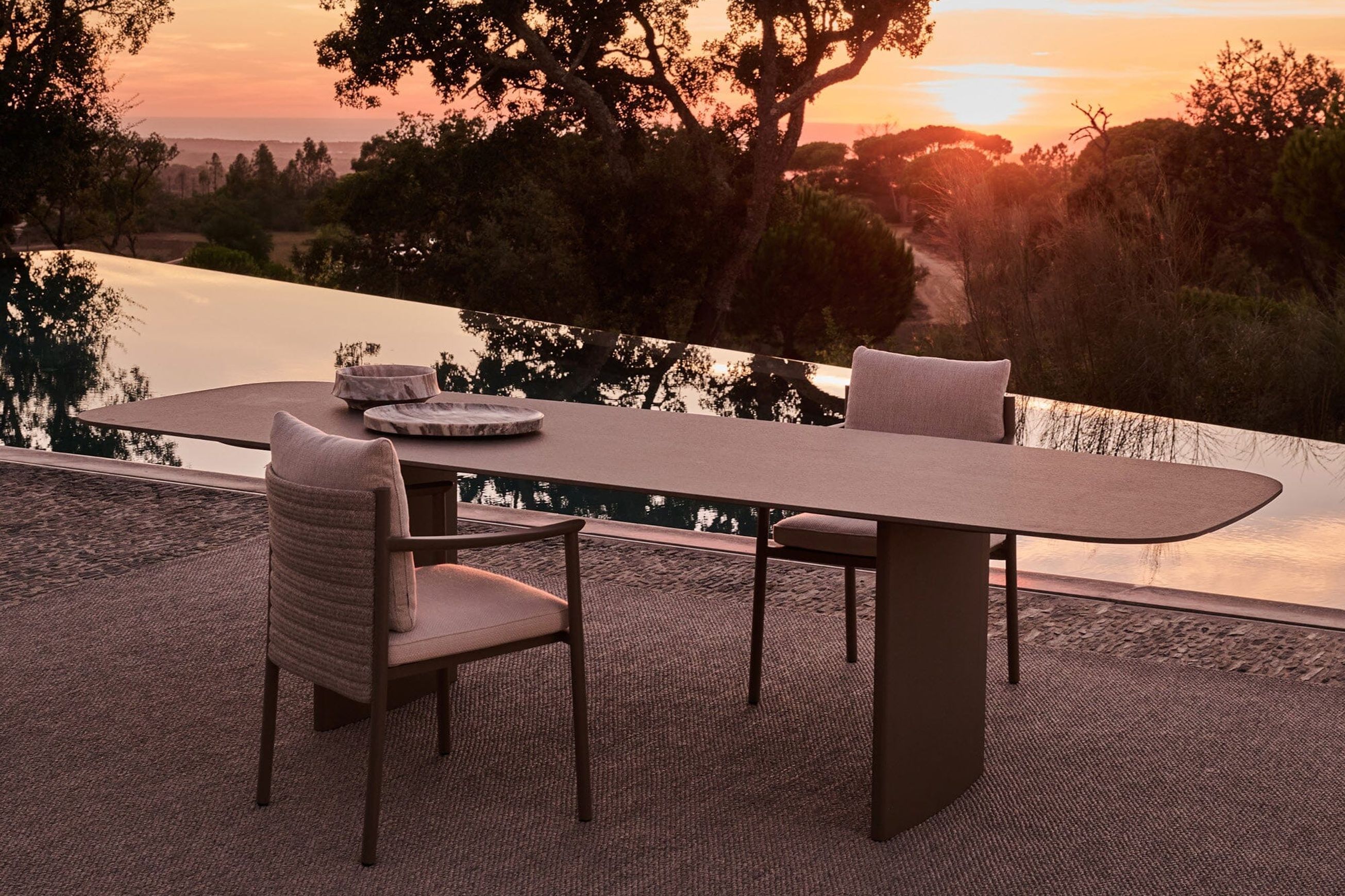 Lucca Dining Table