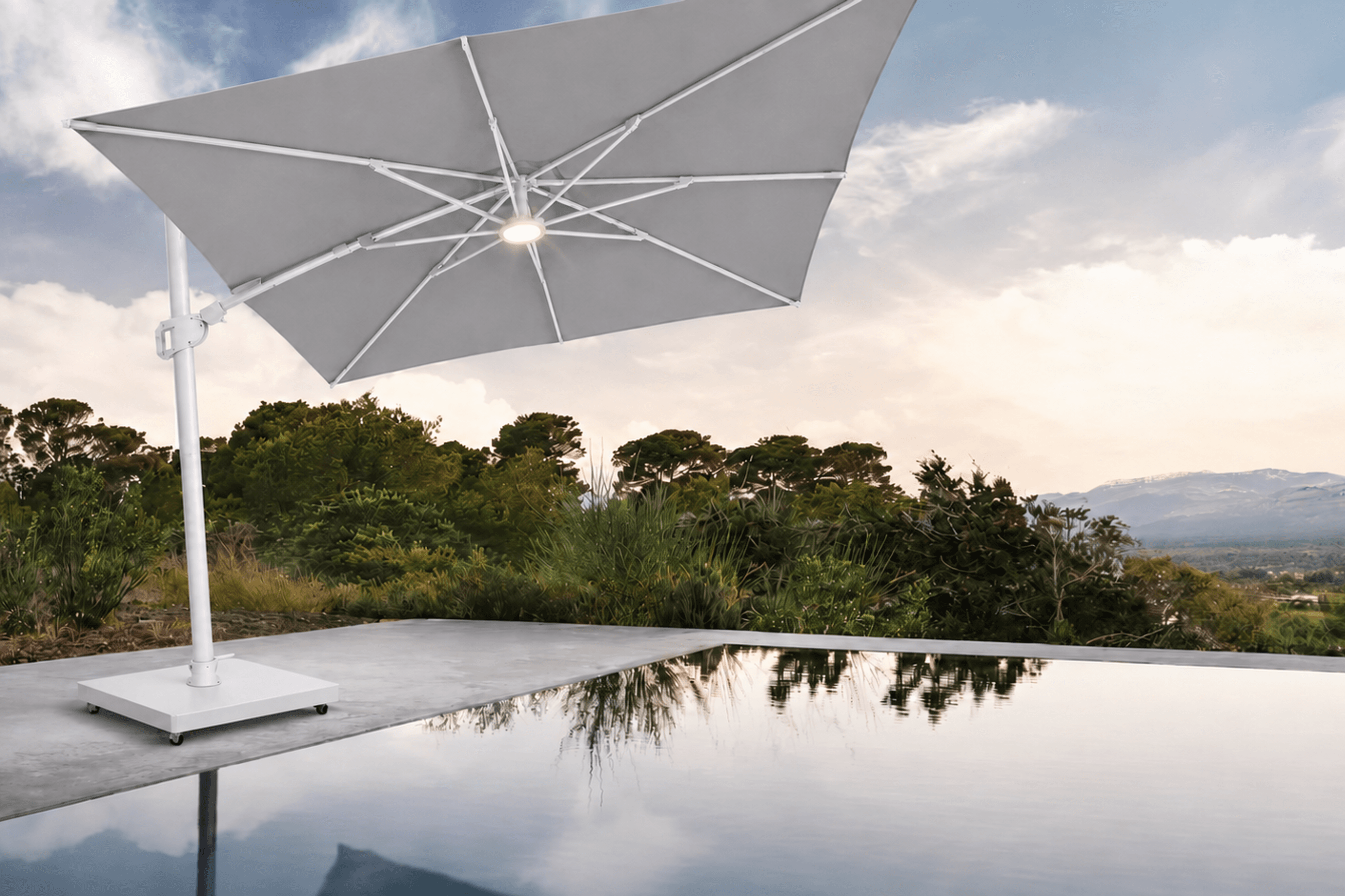Malibu Cantilever Umbrella Grey 2.5M