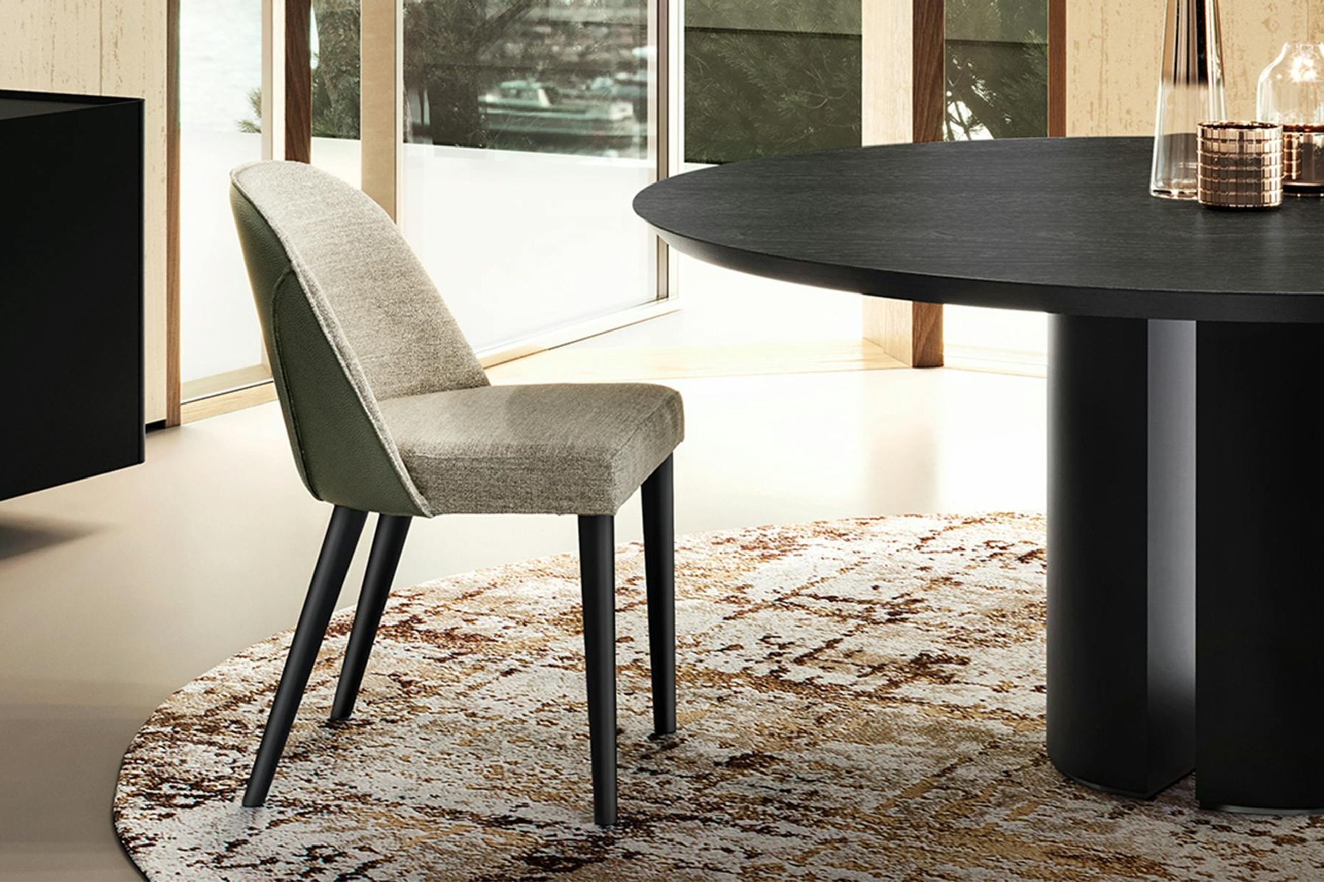 Manta Dining Chair