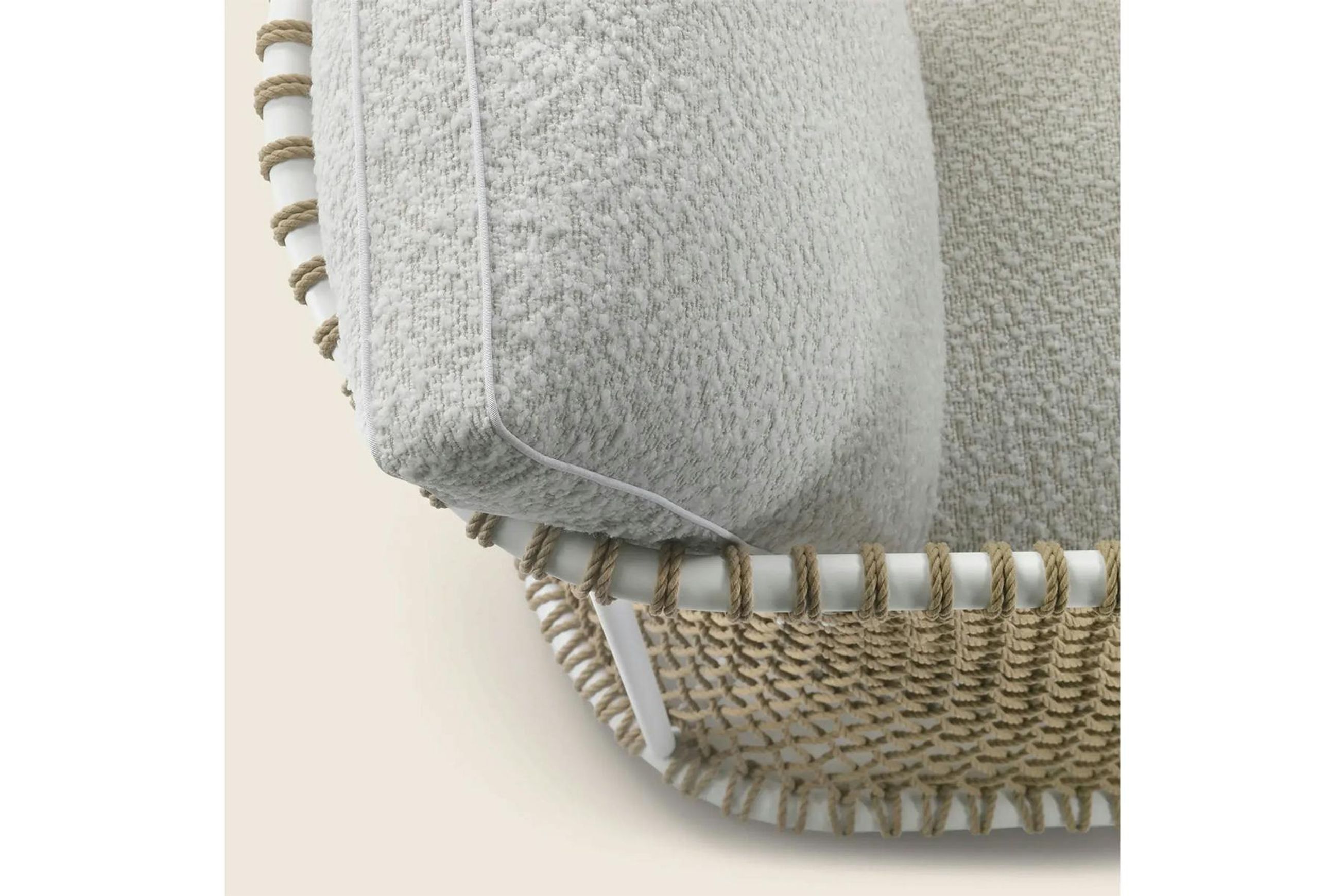 Oasis Outdoor Armchair By Flexform