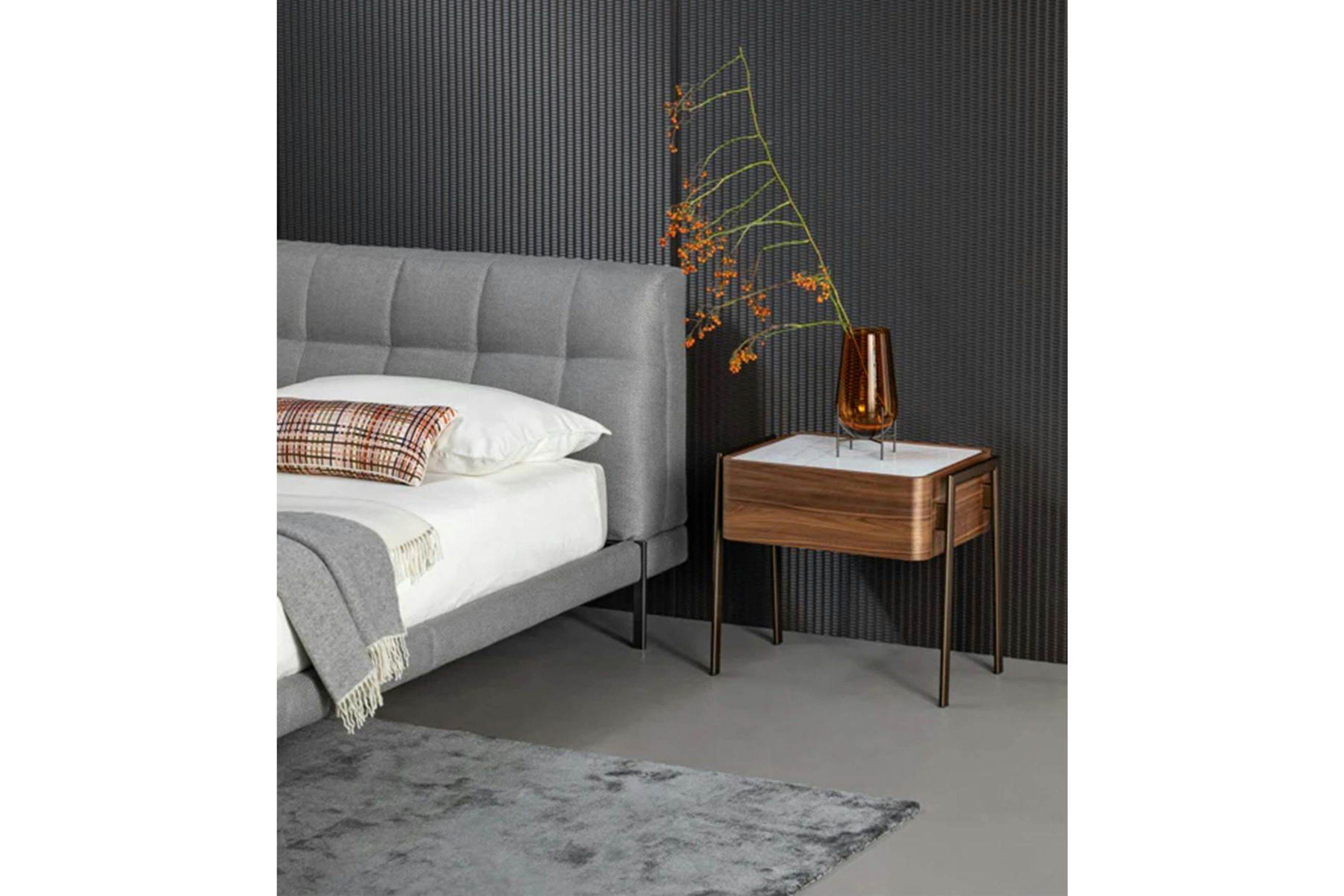 Partout Bedside