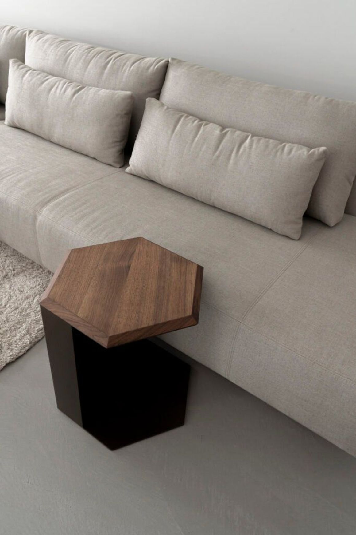 Gon side table