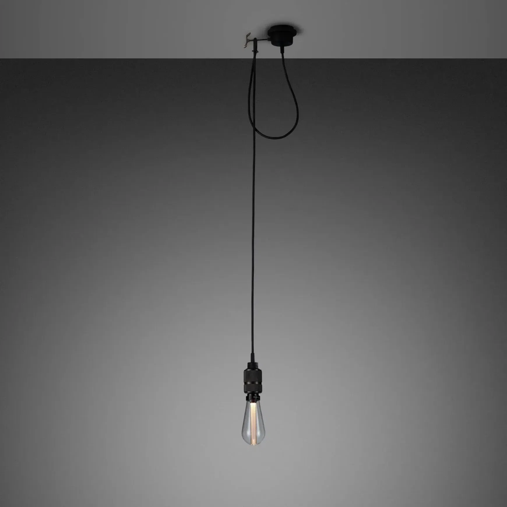 Hooked 1.0 Nude Pendant
