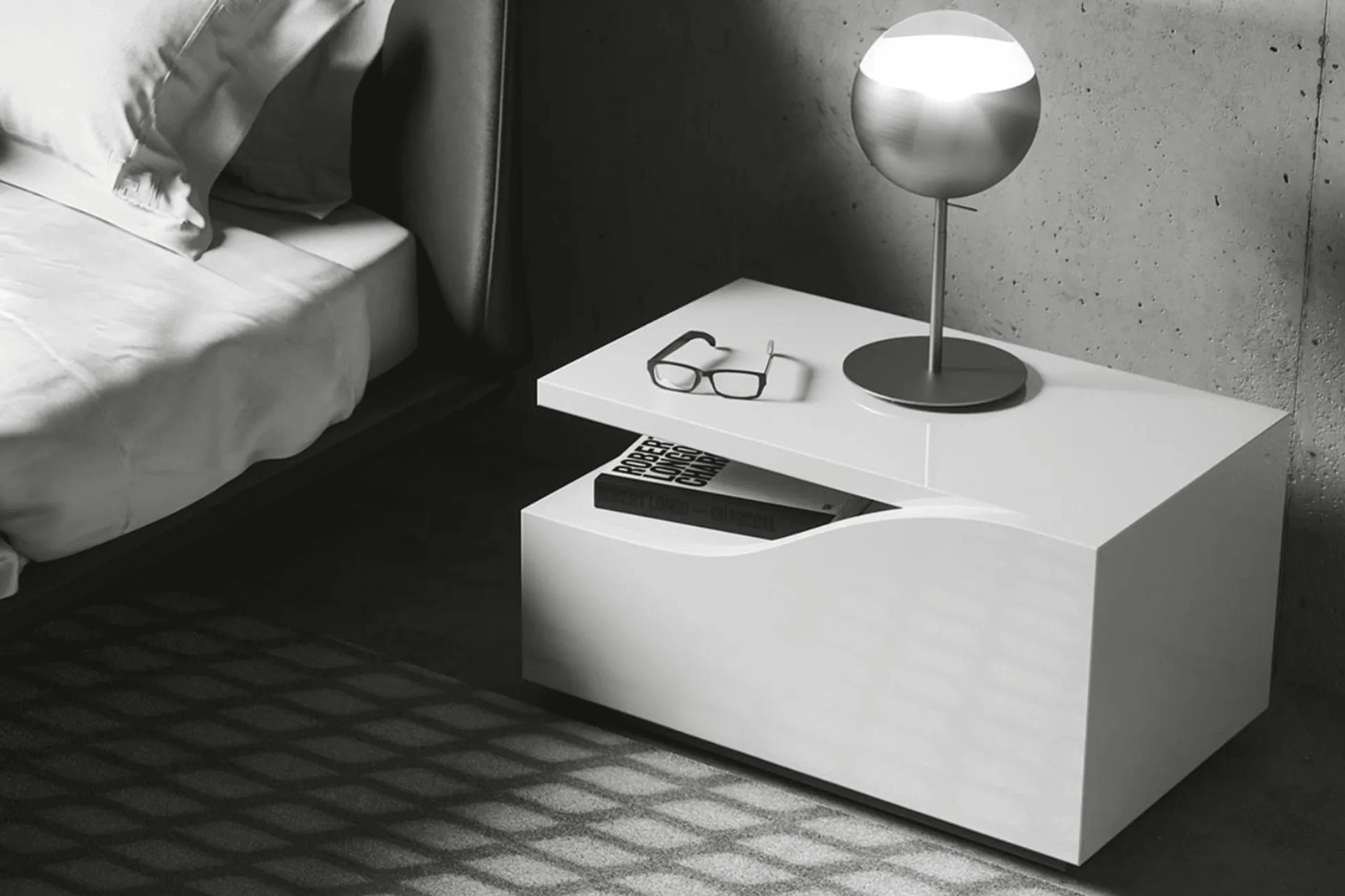 Segno Bedside Table