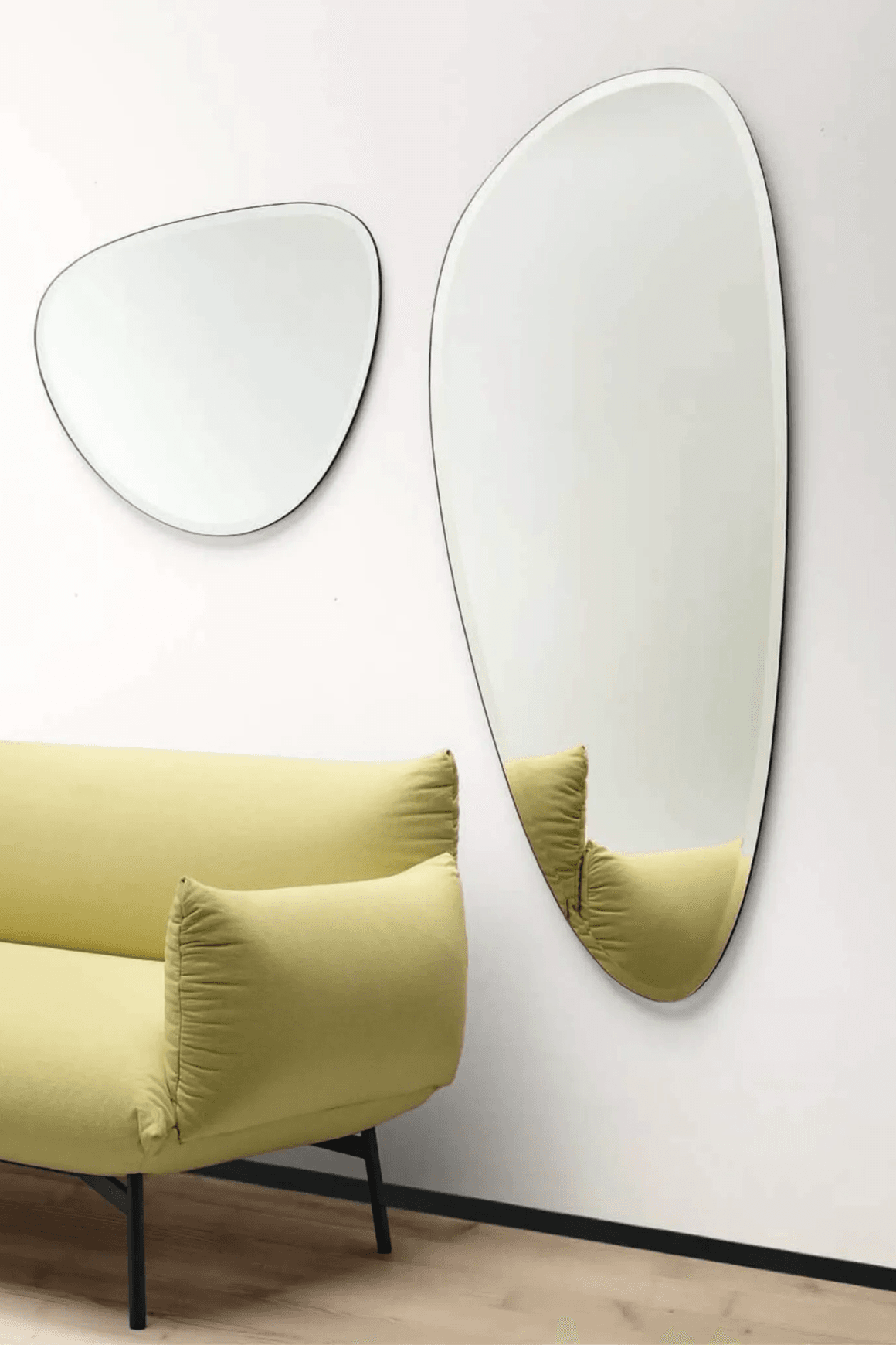 Spot mirror