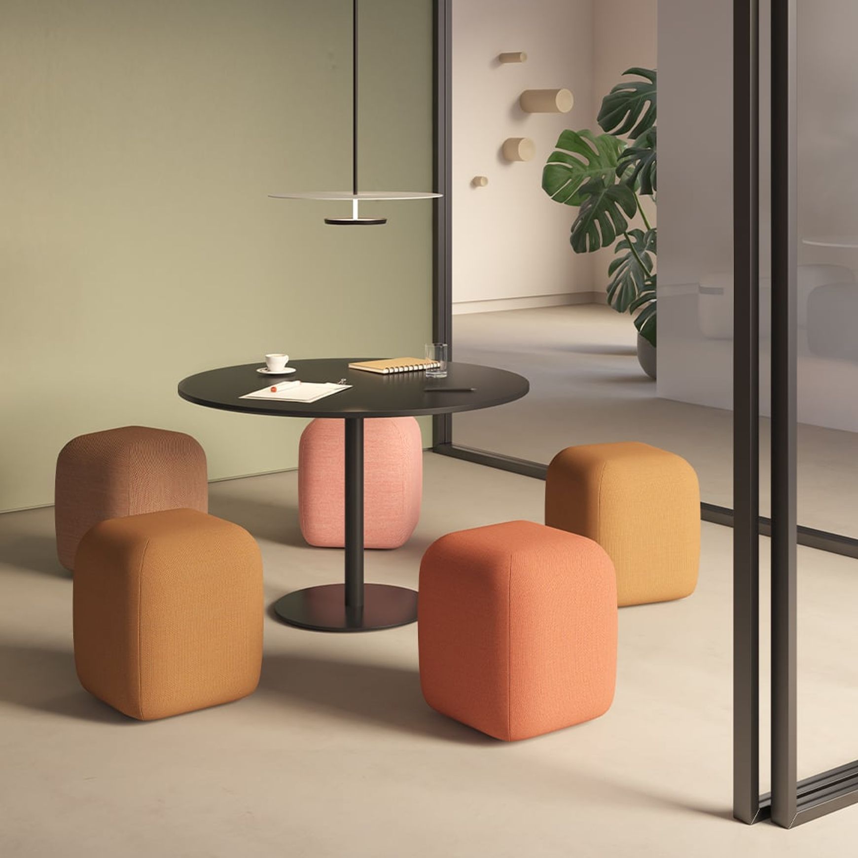 Season Outdoor Pouf