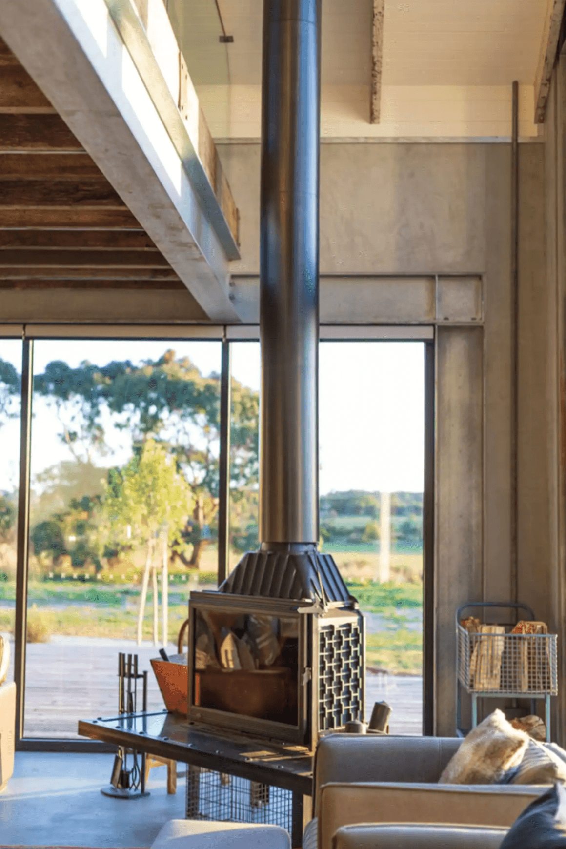 Seguin Super 9 Cheminee Fireplace