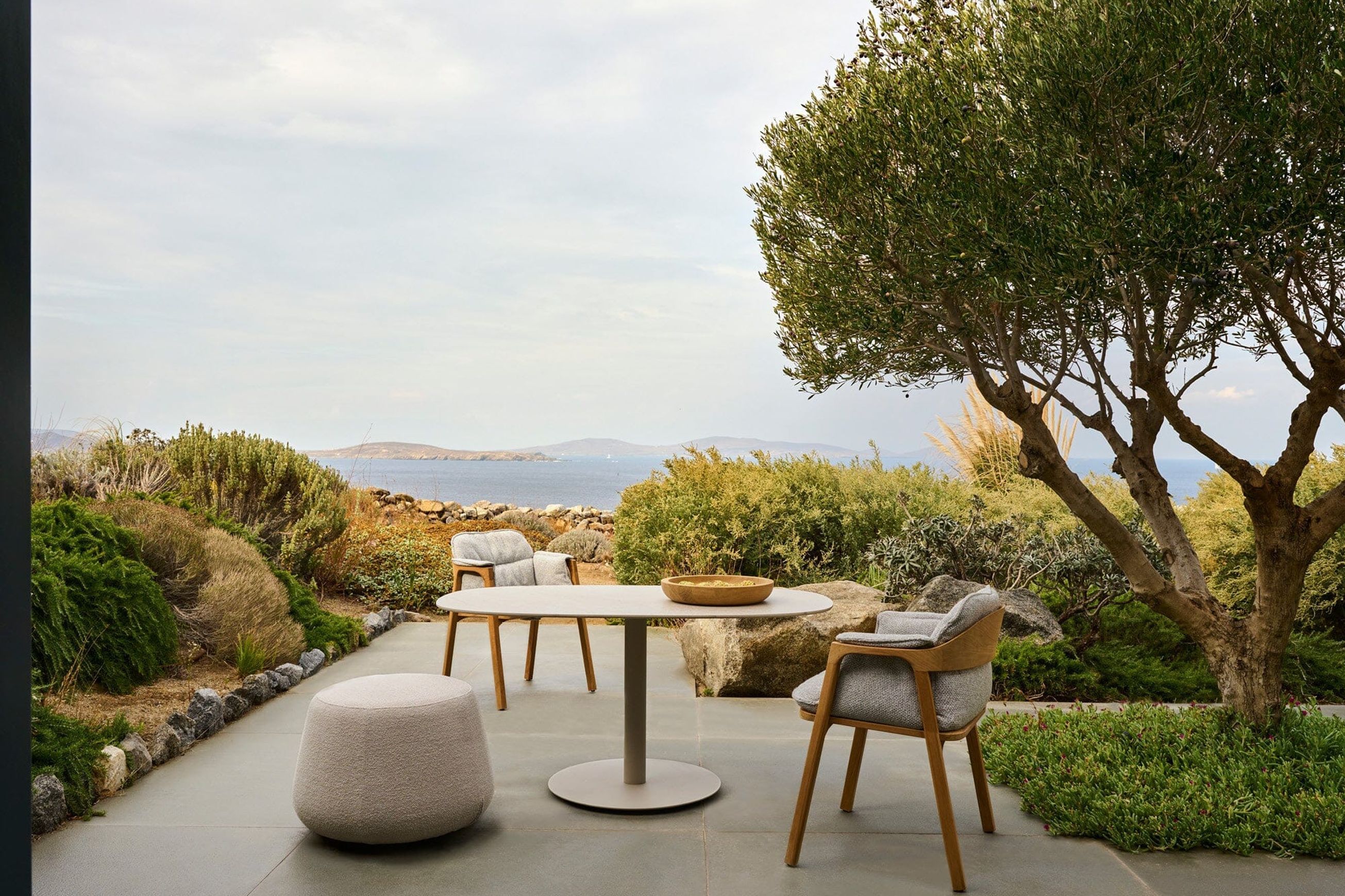 T-Table Elipse Dining Table