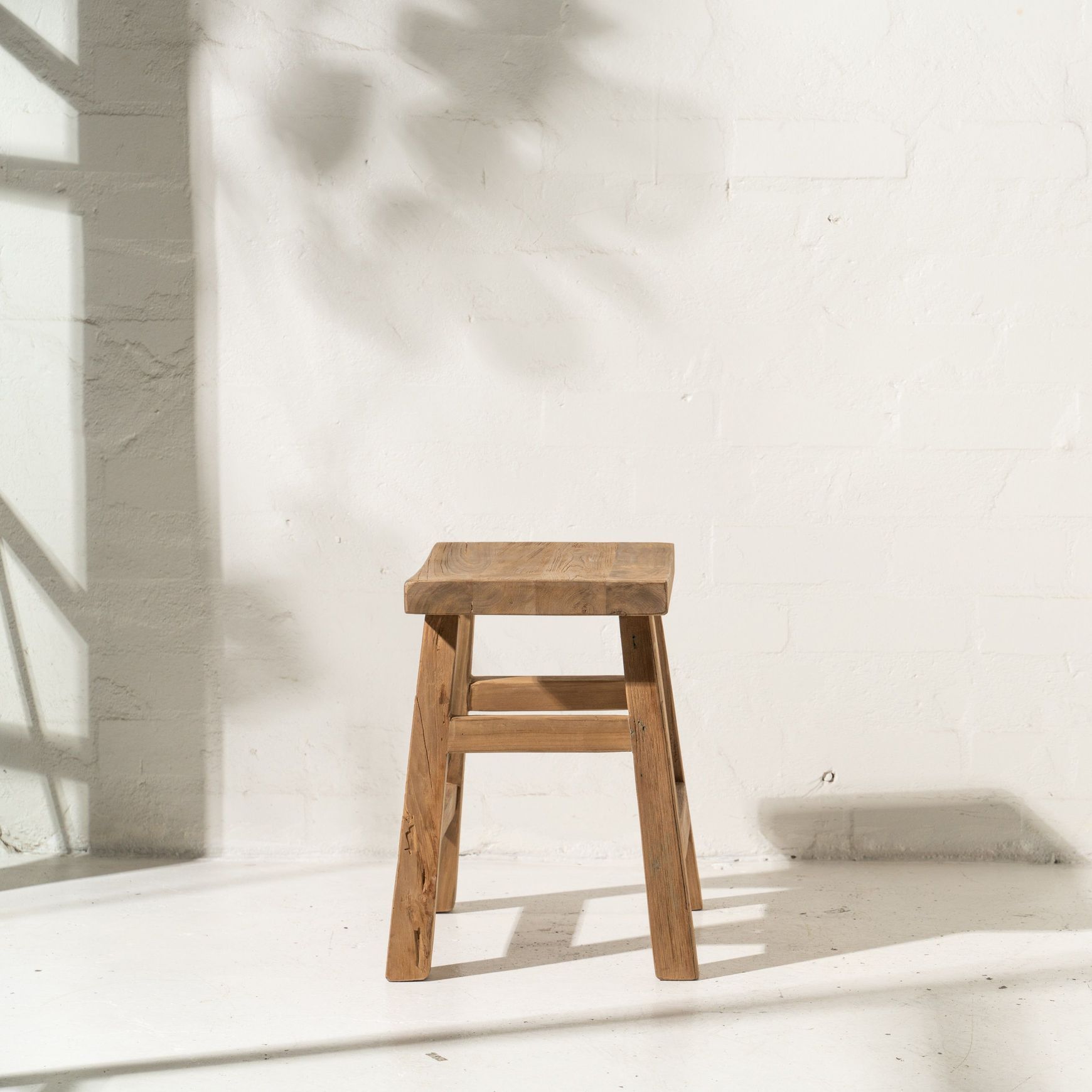 Tahana Curved Stool