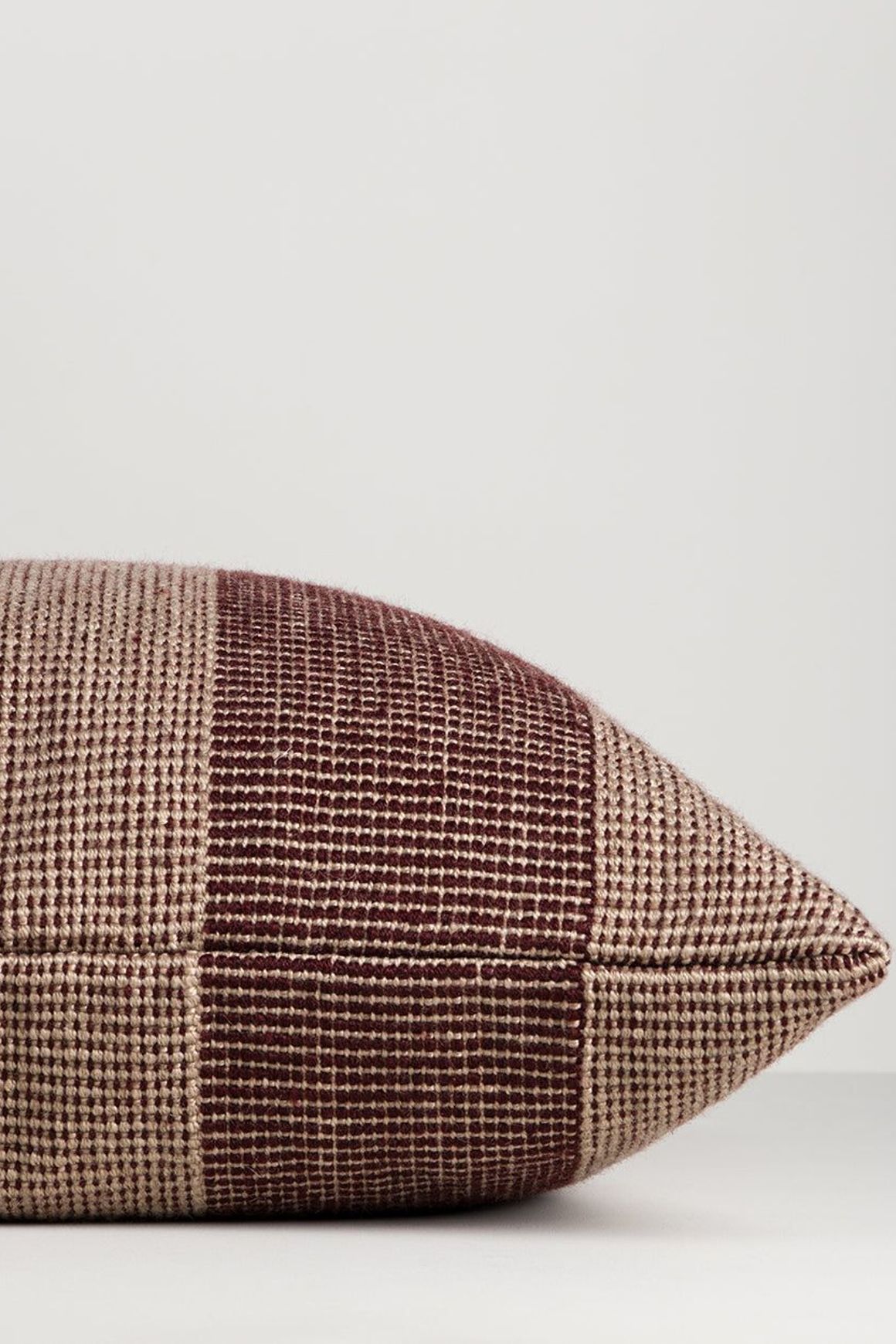 Tide Outdoor Throw Cushion