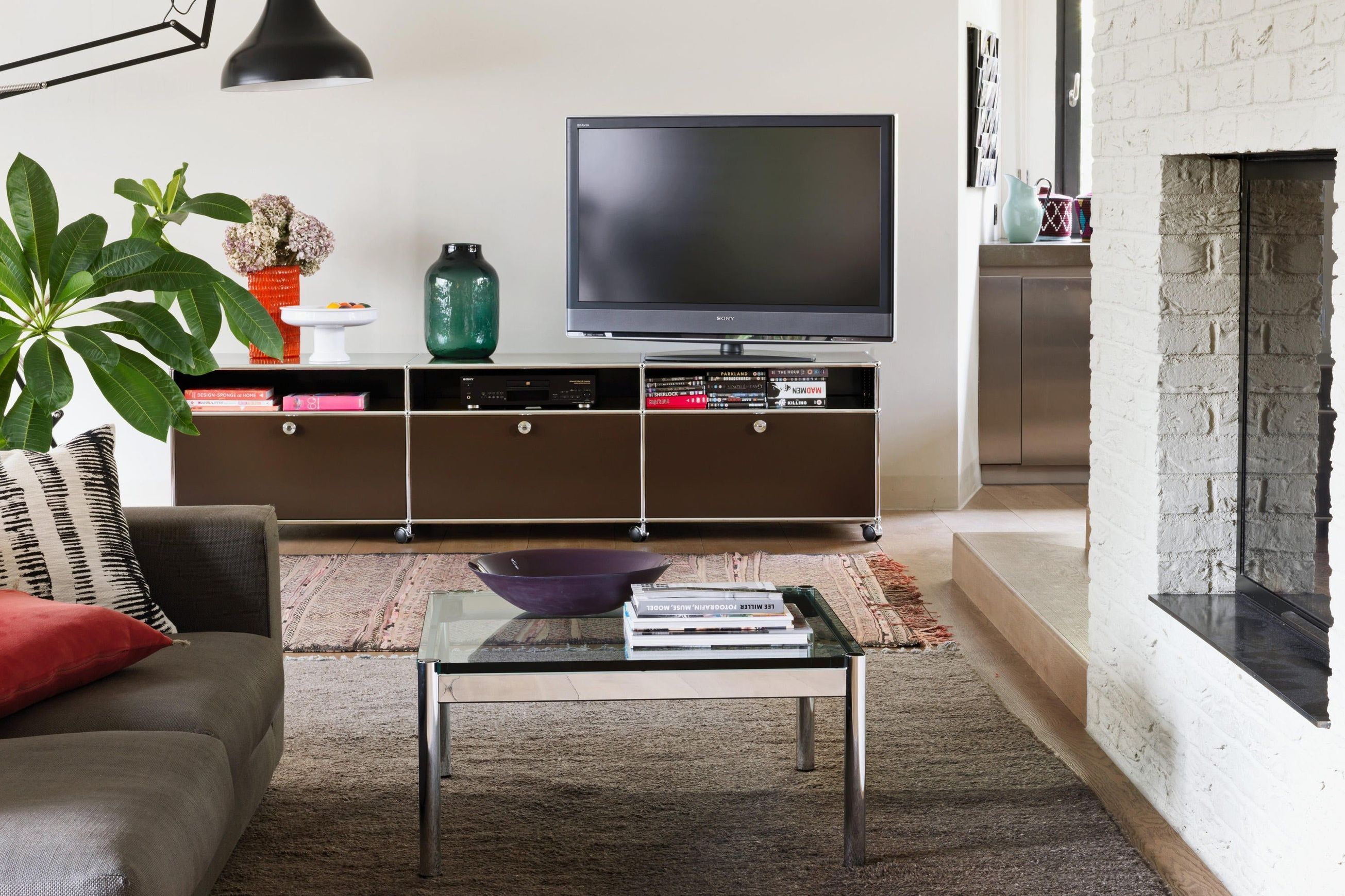 Haller TV Unit
