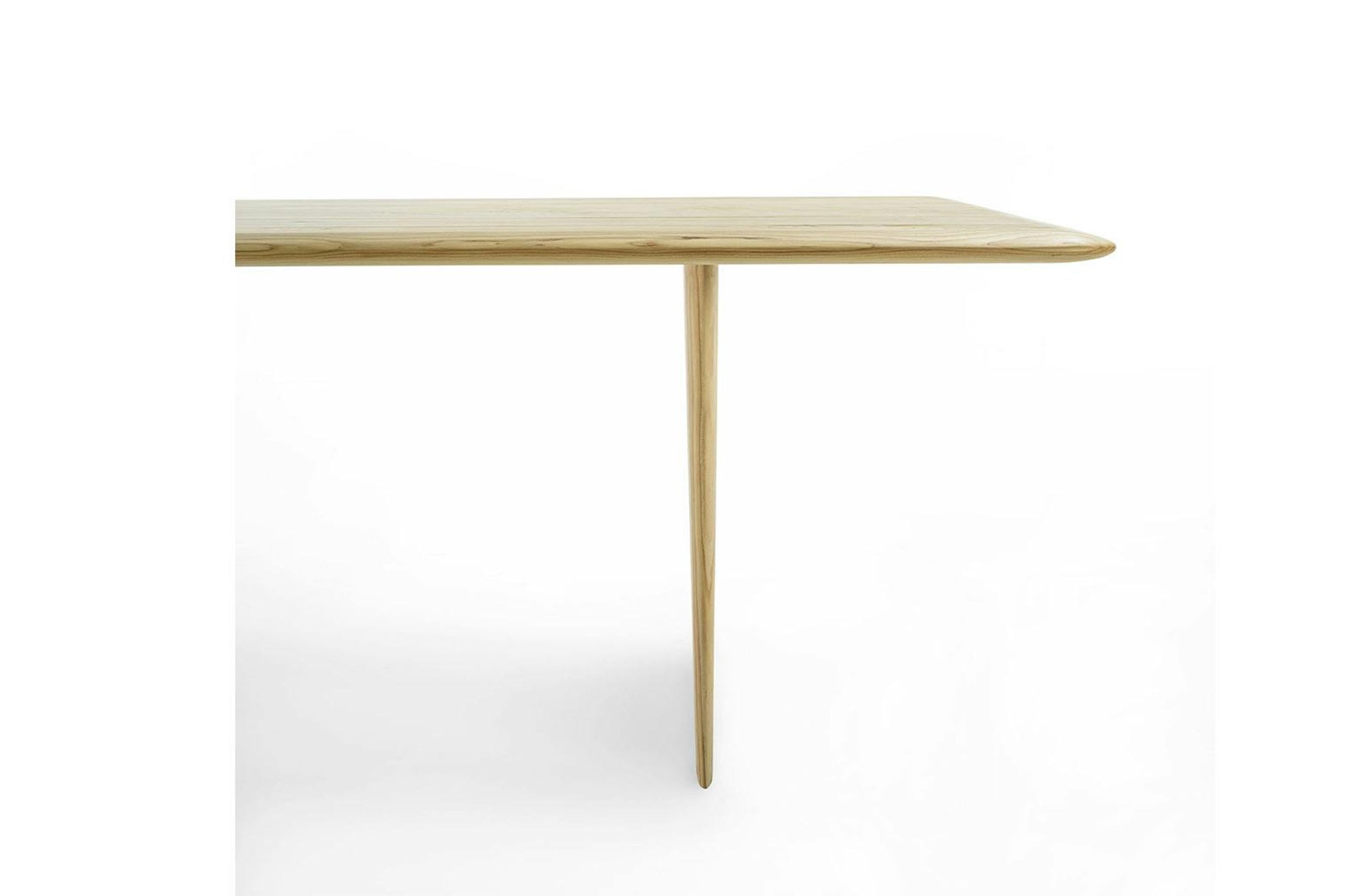 Vela Outdoor Dining Table